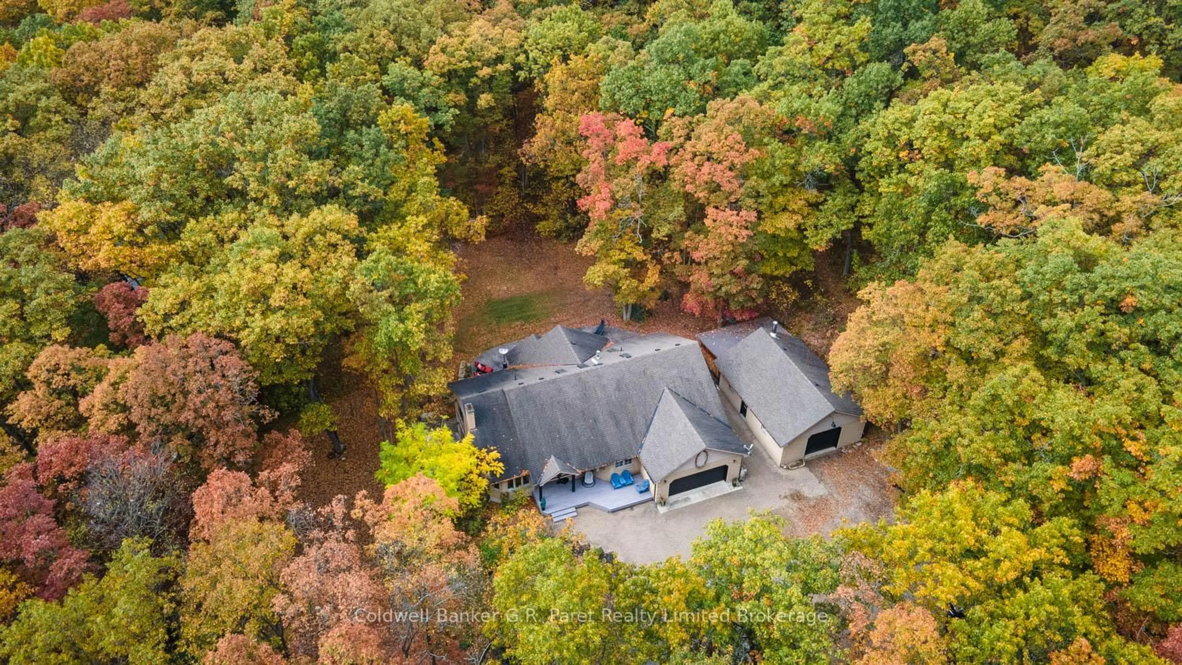 A pic from outside/outdoor area/front of a property/back of a property/a pic from drone, forest/trees view for 9862 Lakeshore Dr, Lambton Shores Ontario N0M 1T0