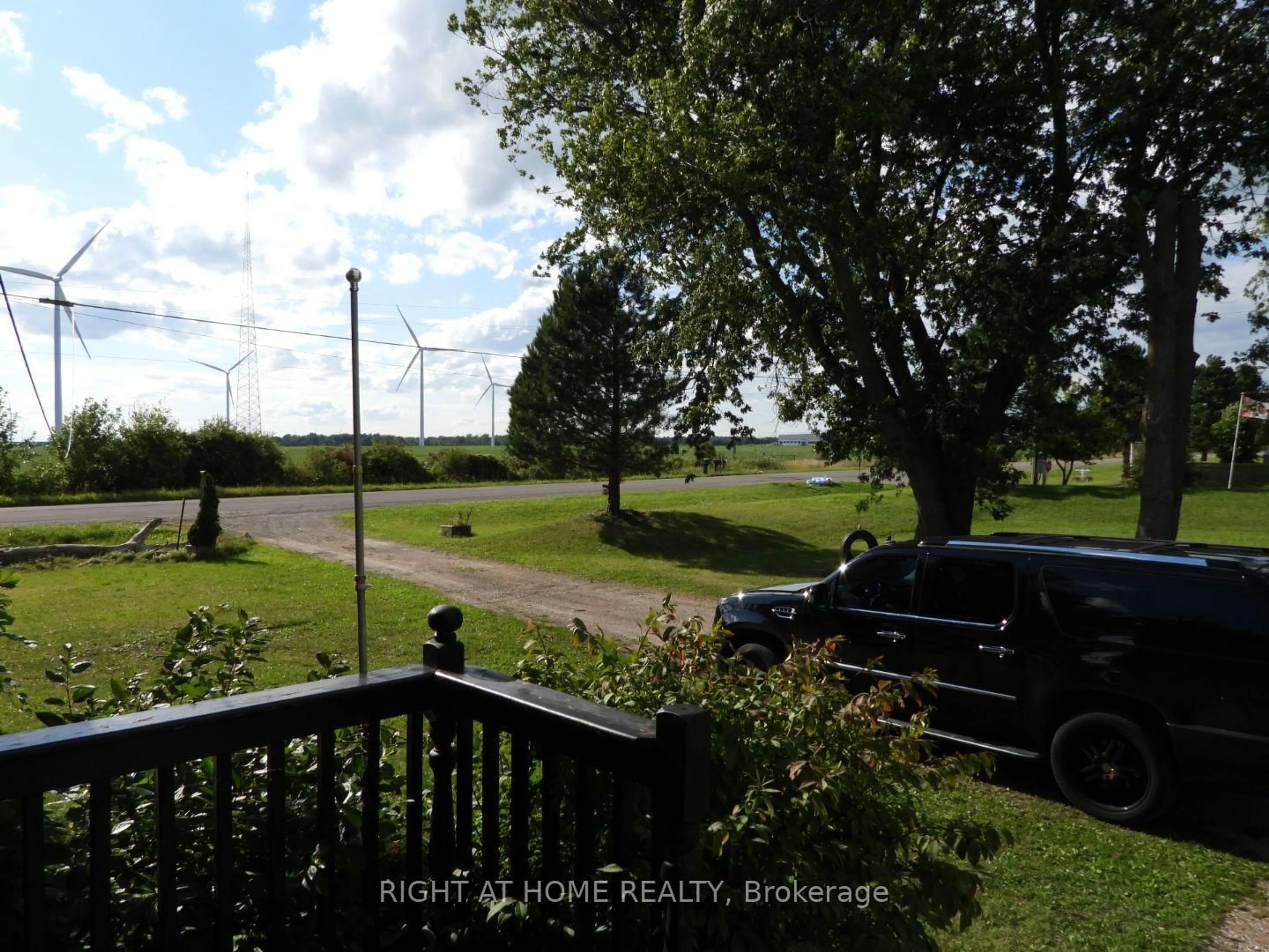 A pic from outside/outdoor area/front of a property/back of a property/a pic from drone, water/lake/river/ocean view for 665 Port Maitland Rd, Haldimand Ontario N1A 2W6