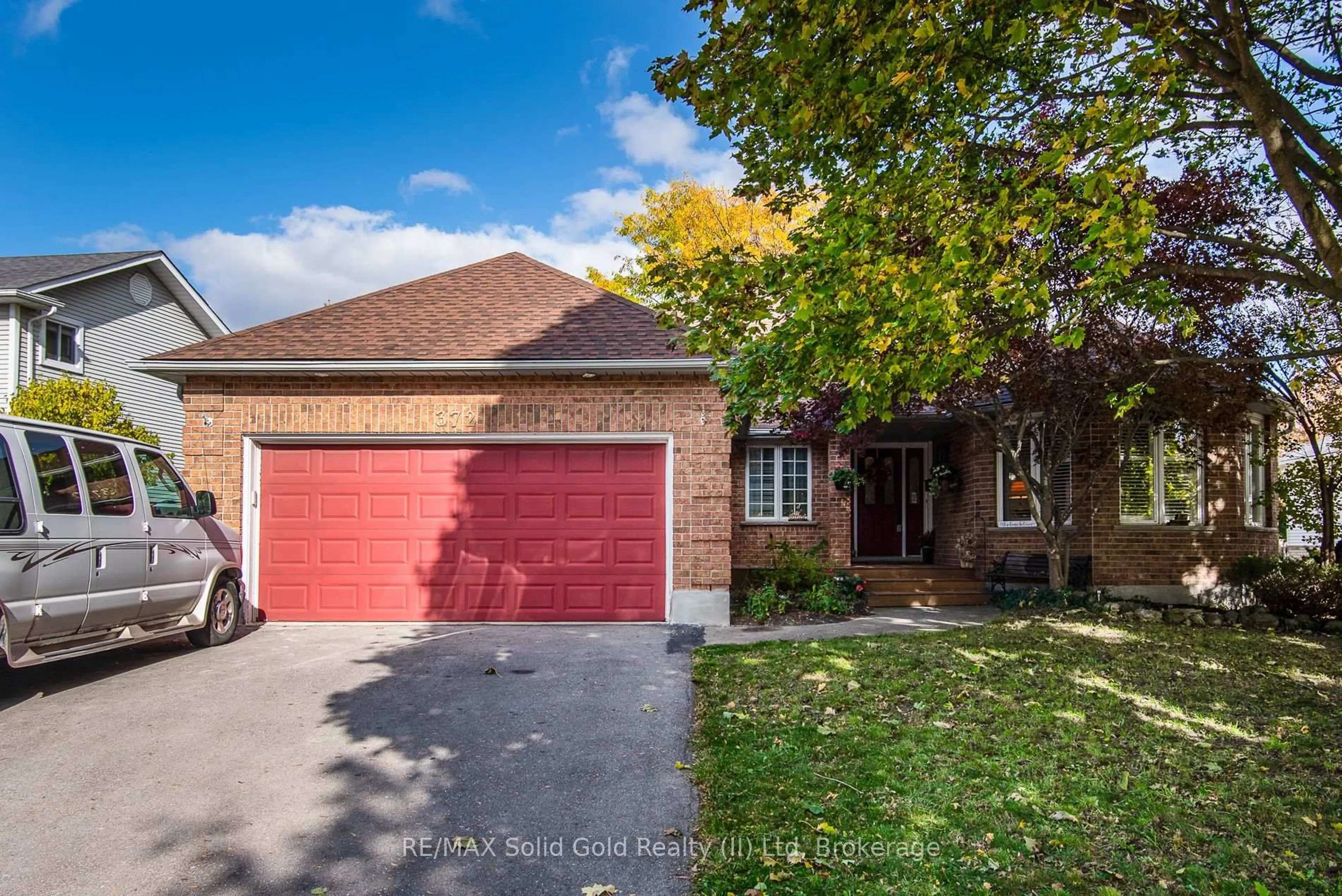 Home with brick exterior material, street for 372 Gatestone Blvd, Waterloo Ontario N2T 2J6
