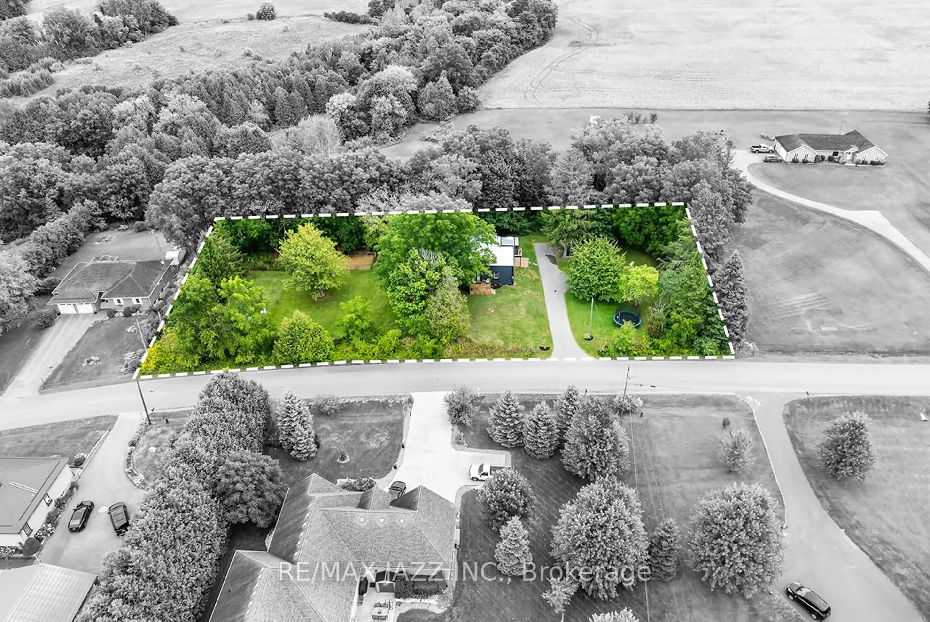 A pic from outside/outdoor area/front of a property/back of a property/a pic from drone, street for 2929 Cornish Hollow Rd, Hamilton Township Ontario K9A 4J9