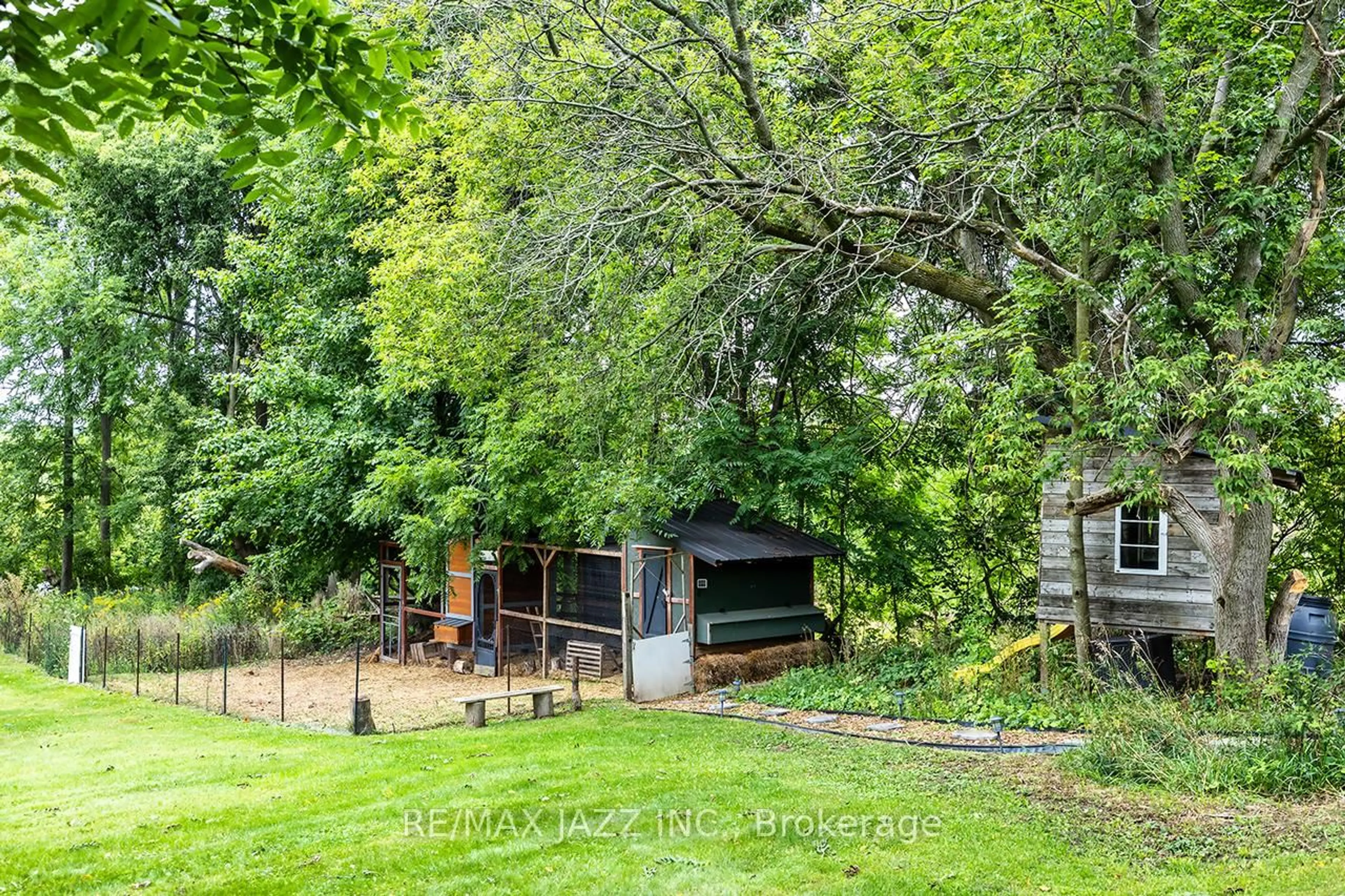 A pic from outside/outdoor area/front of a property/back of a property/a pic from drone, forest/trees view for 2929 Cornish Hollow Rd, Hamilton Township Ontario K9A 4J9