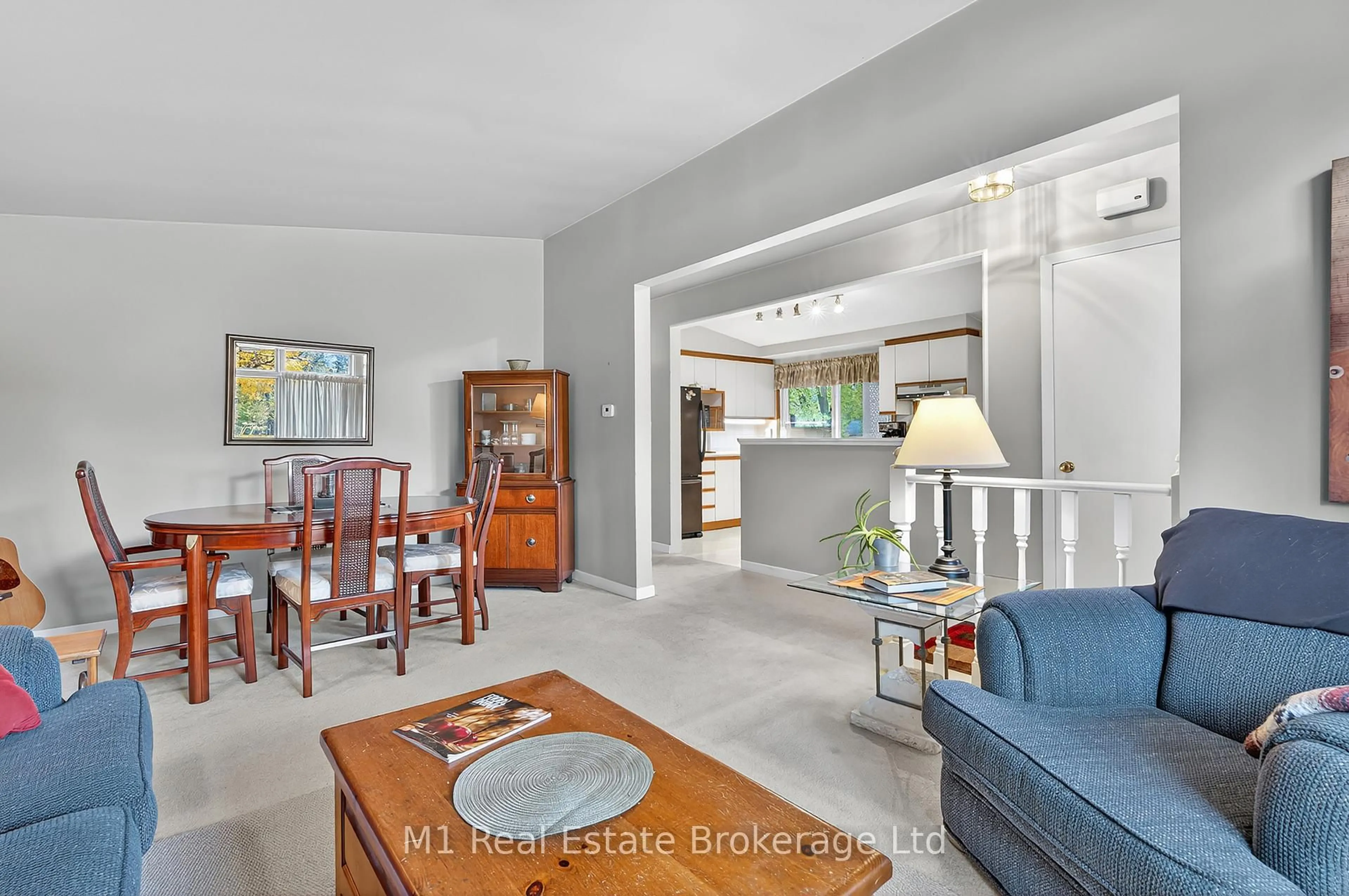 Unknown for 15 Woodycrest Dr, Guelph Ontario N1H 6E8