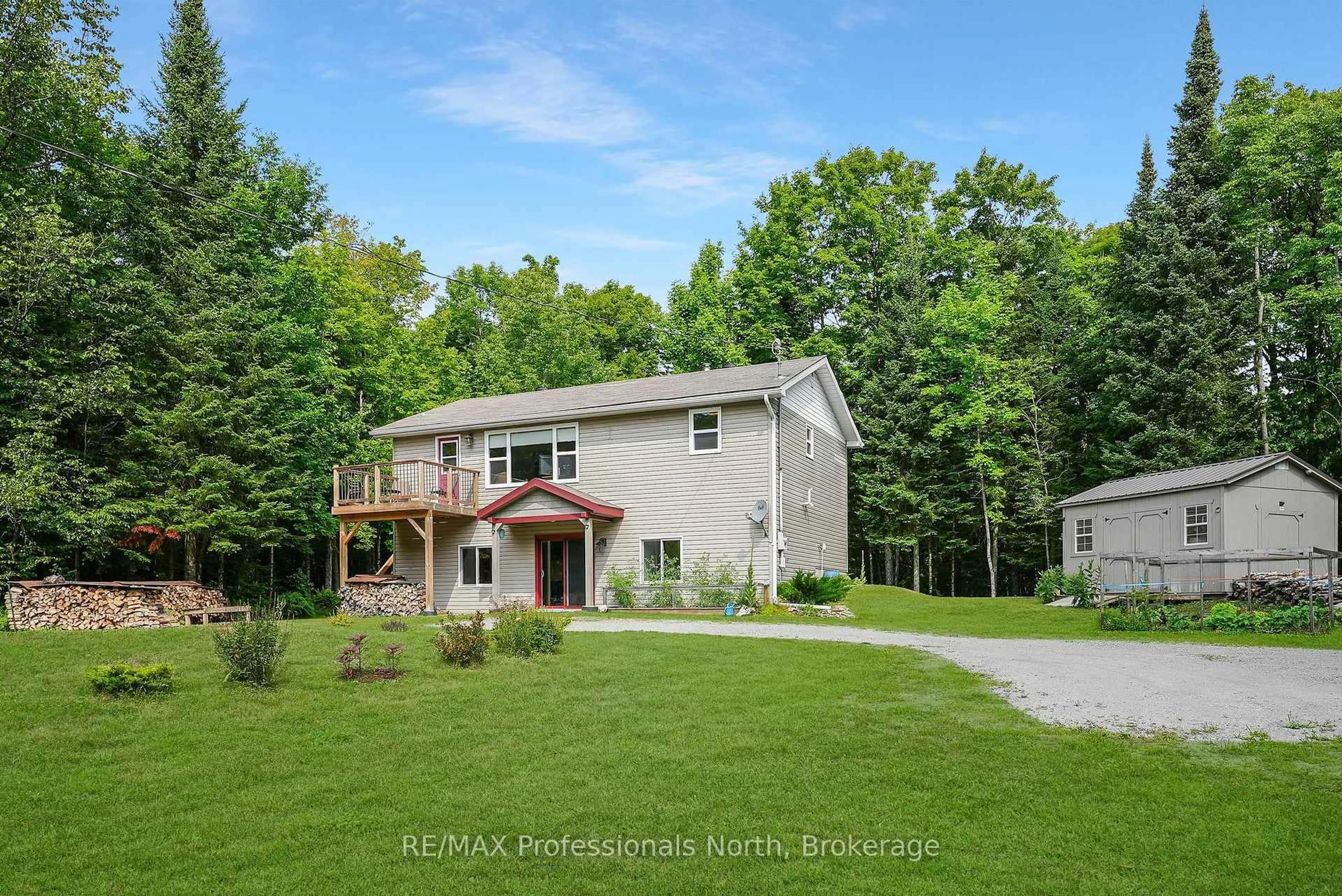 A pic from outside/outdoor area/front of a property/back of a property/a pic from drone, unknown for 1453 Minnicock Lake Rd, Dysart et al Ontario K0M 1S0