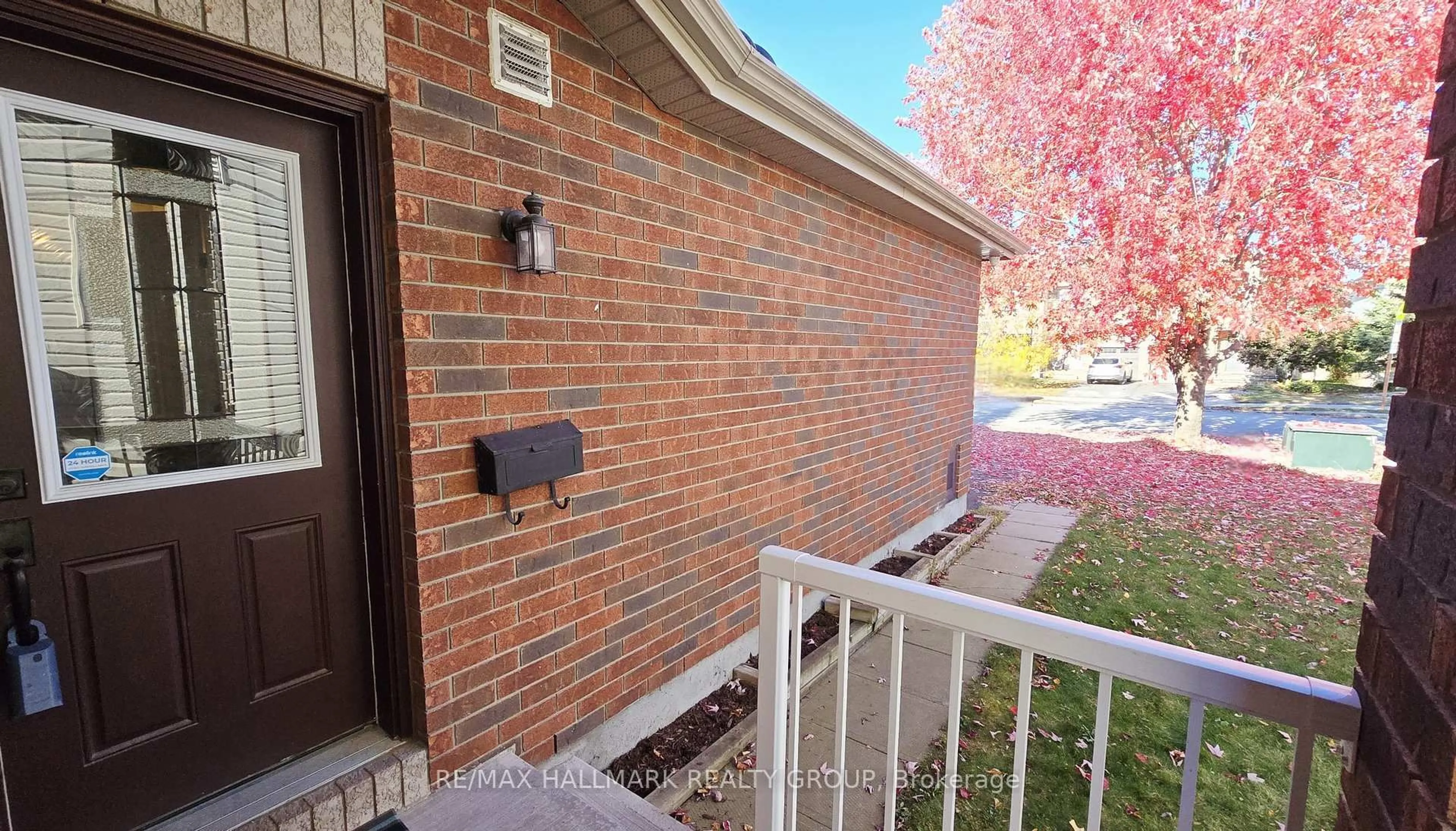 Unknown for 992 Klondike Rd, Ottawa Ontario K2K 0C3