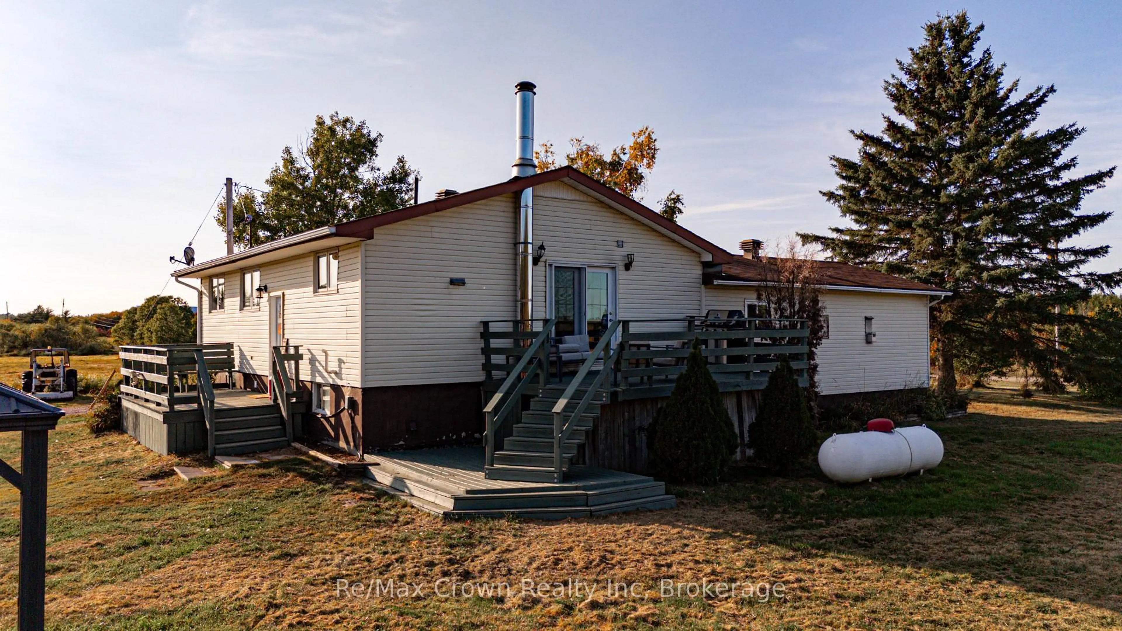 Unknown for 805 Beauparlant Rd, St. Charles Ontario P0M 2W0