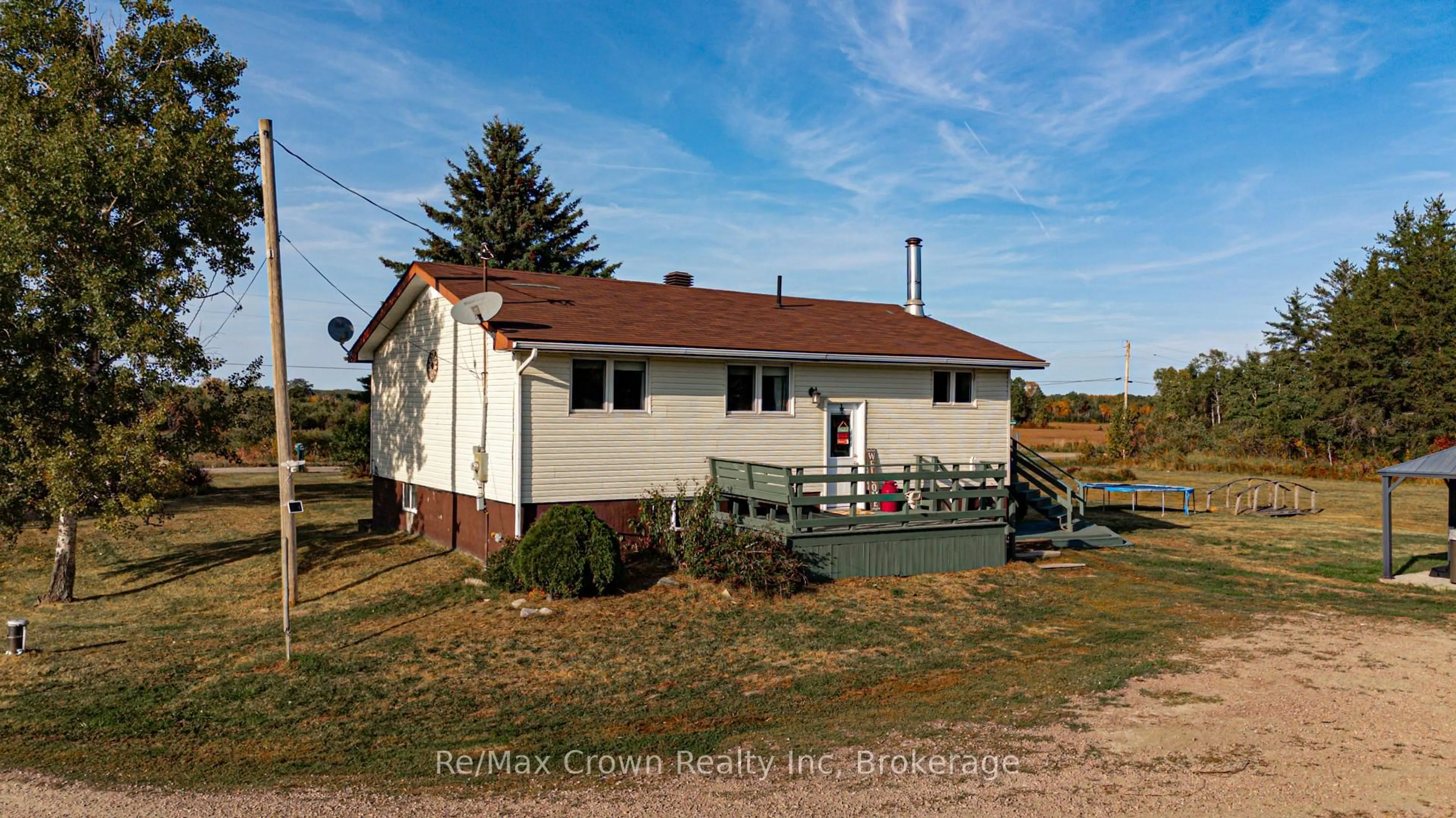 A pic from outside/outdoor area/front of a property/back of a property/a pic from drone, water/lake/river/ocean view for 805 Beauparlant Rd, St. Charles Ontario P0M 2W0
