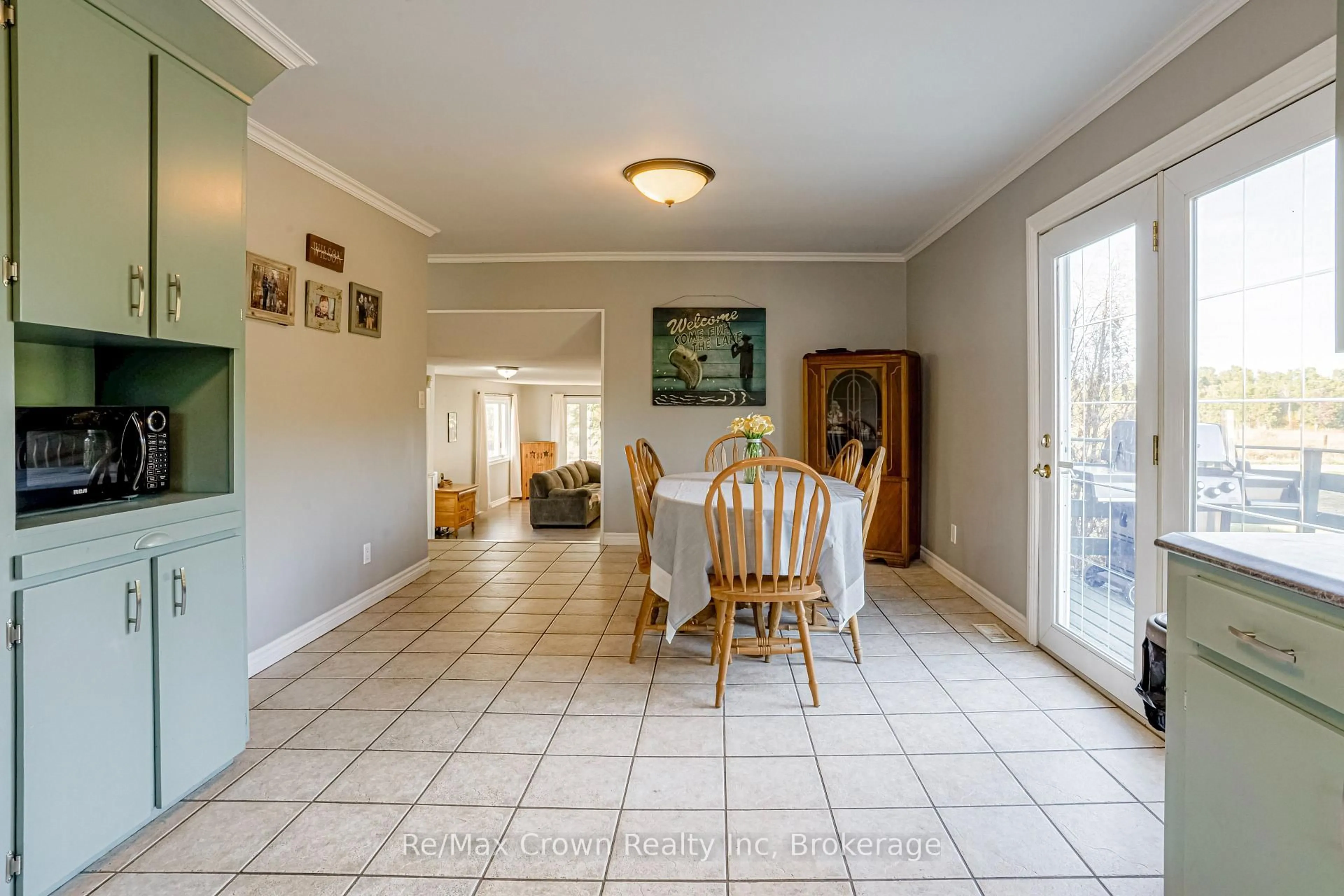 Dining room, ceramic/tile floor for 805 Beauparlant Rd, St. Charles Ontario P0M 2W0