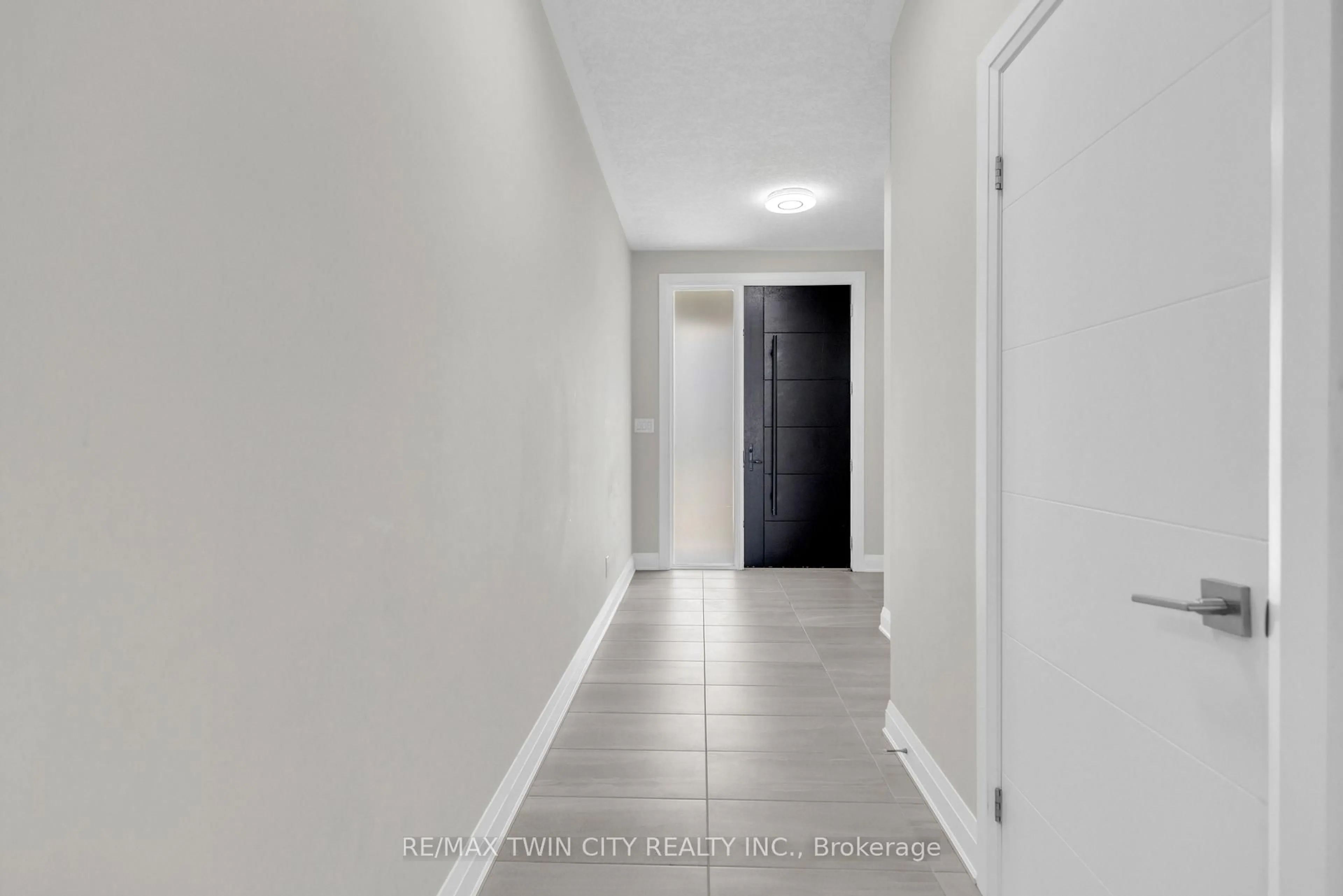 Unknown for 273 Woodbine Ave, Kitchener Ontario N2R 0P7