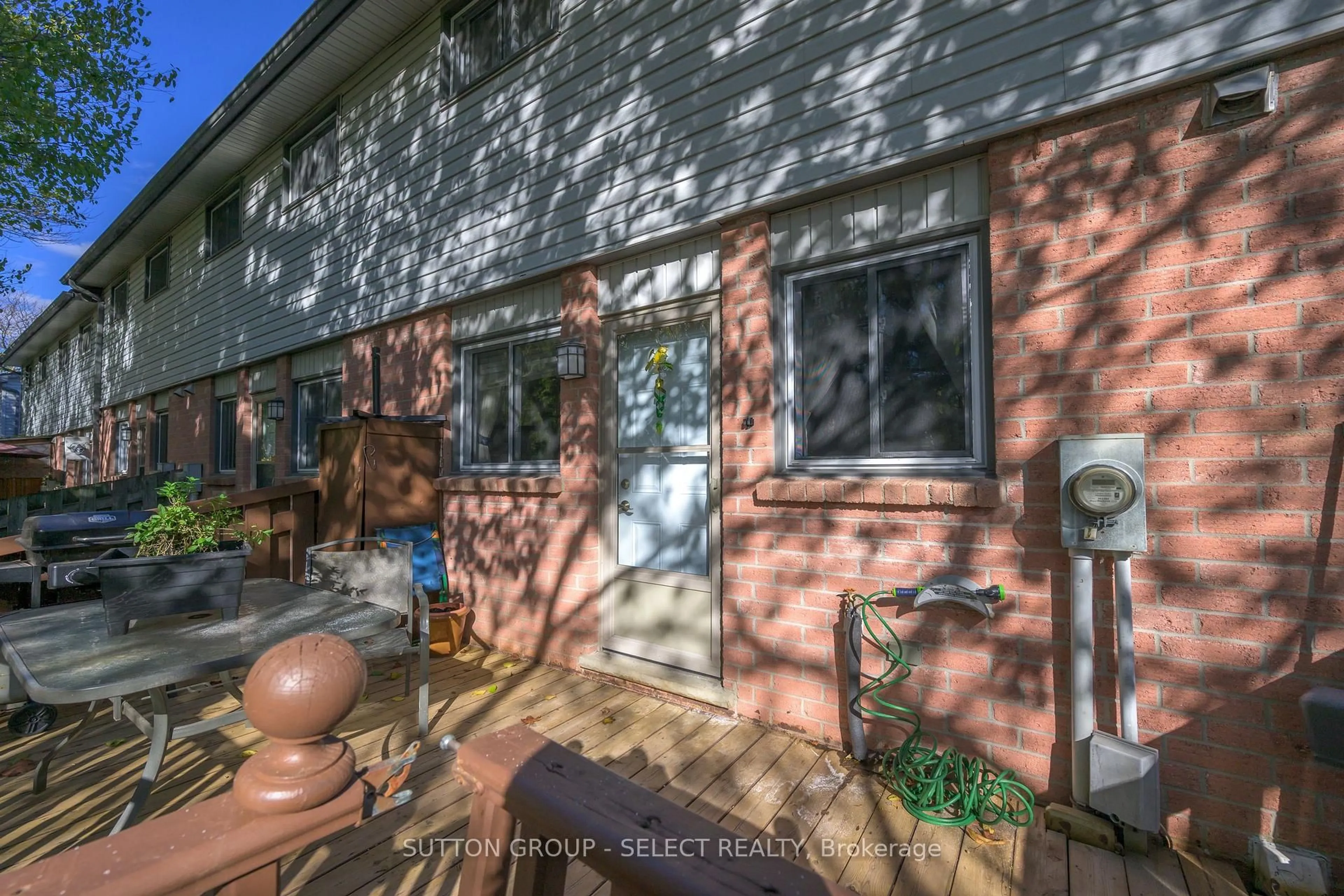 Patio, street for 1215 Cheapside St #10, London East Ontario N5Y 5J9