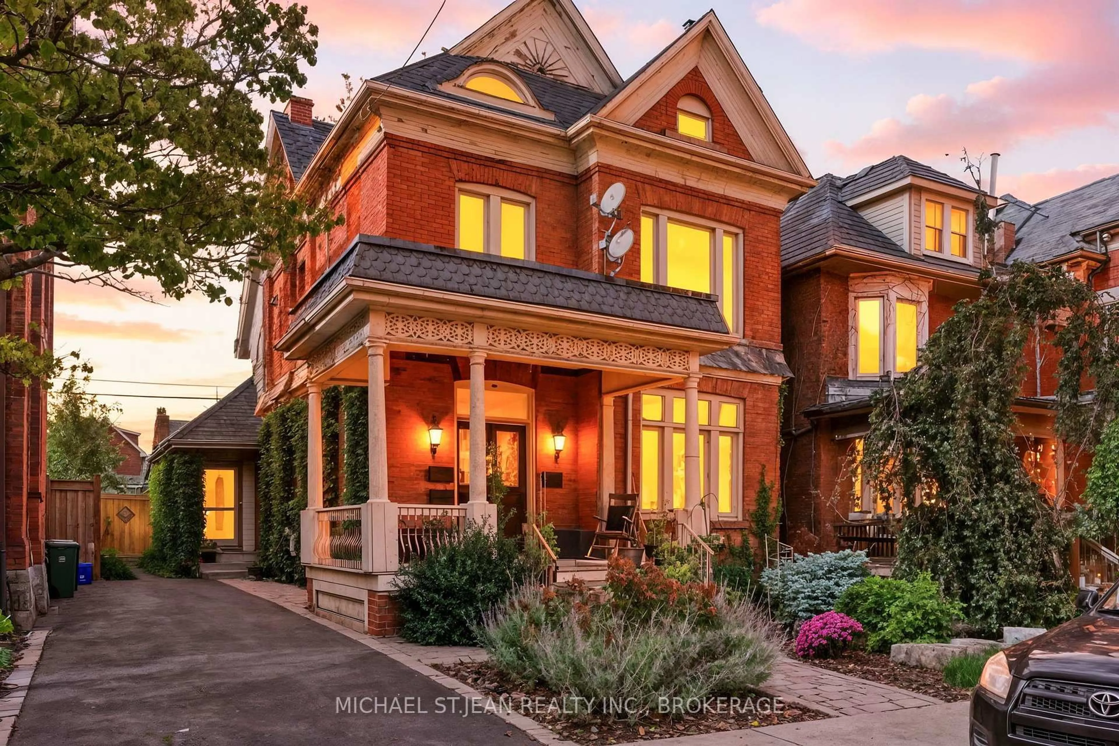 Home with brick exterior material, street for 30 Ontario Ave, Hamilton Ontario L8N 2X2