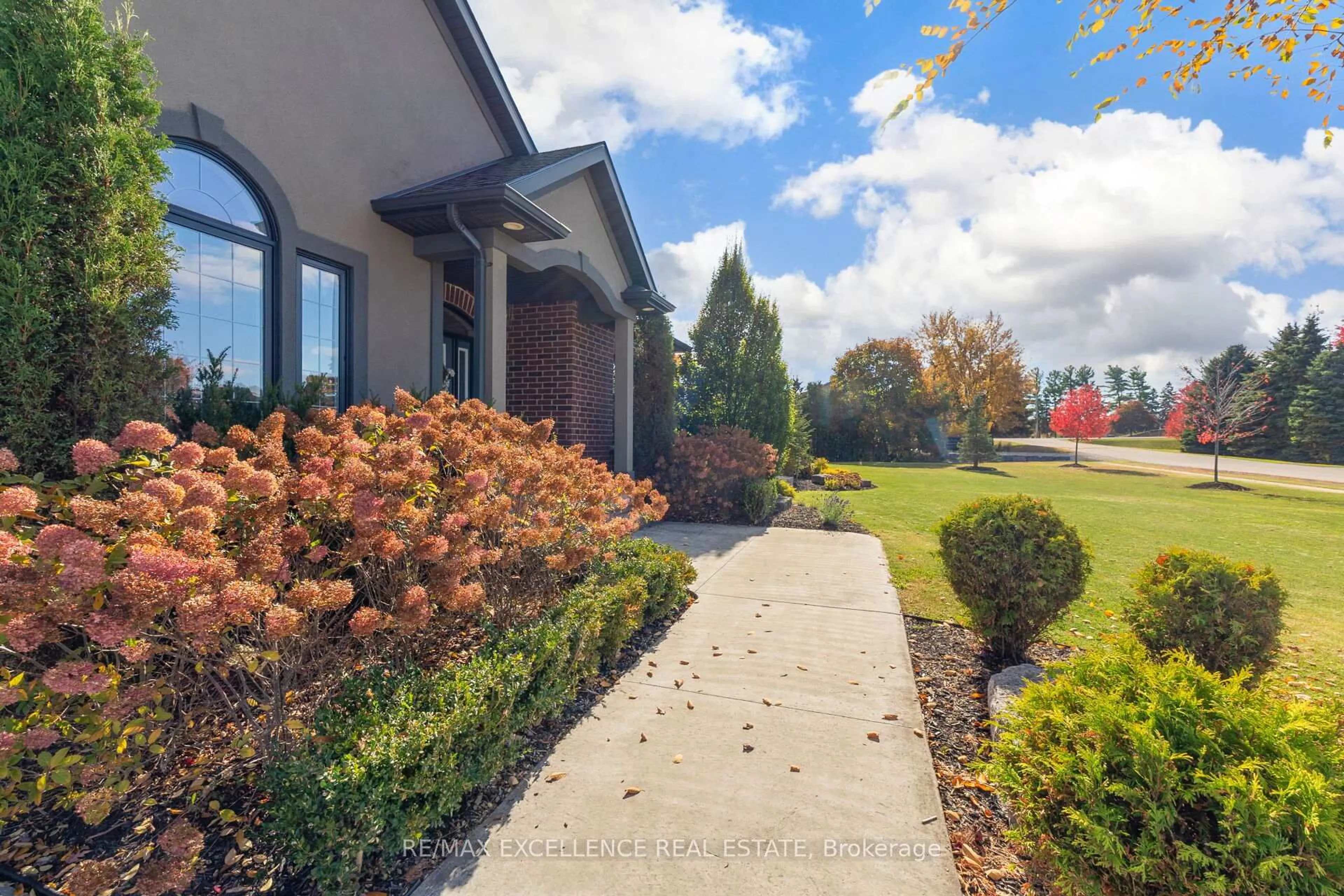 A pic from outside/outdoor area/front of a property/back of a property/a pic from drone, water/lake/river/ocean view for 155 DEER Cres, Norwich Ontario N0J 1C0