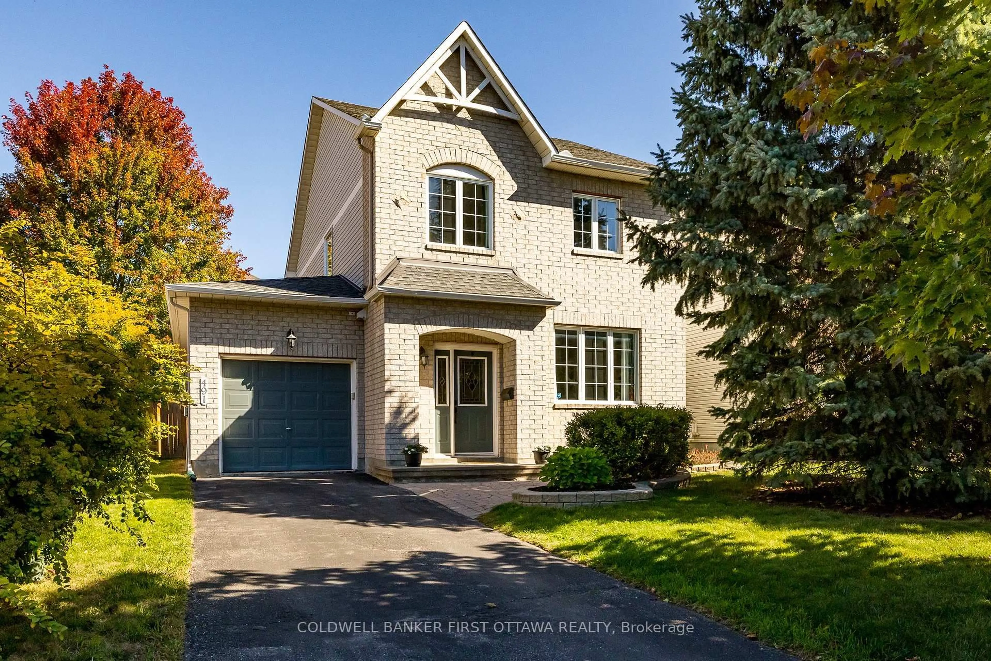 Home with brick exterior material, street for 491 MEADOWBREEZE Dr, Ottawa Ontario K2M 2T6