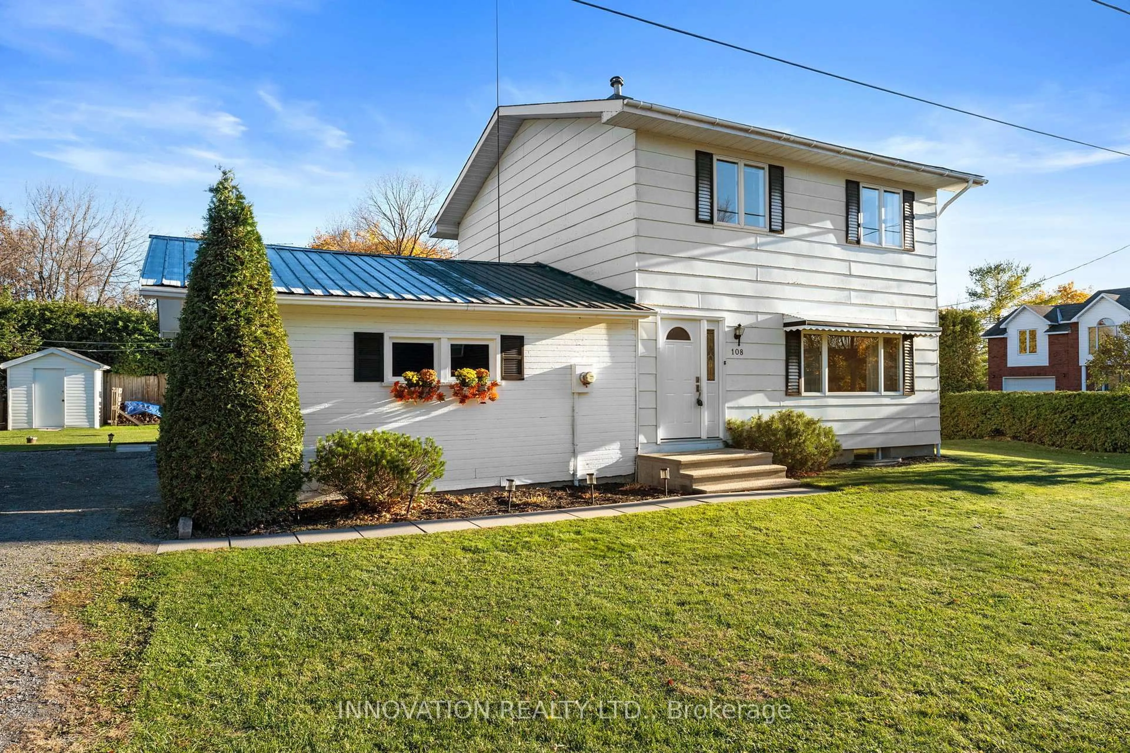 Unknown for 108 Crossland Dr, Fitzroy Harbour Ontario K0A 1X0