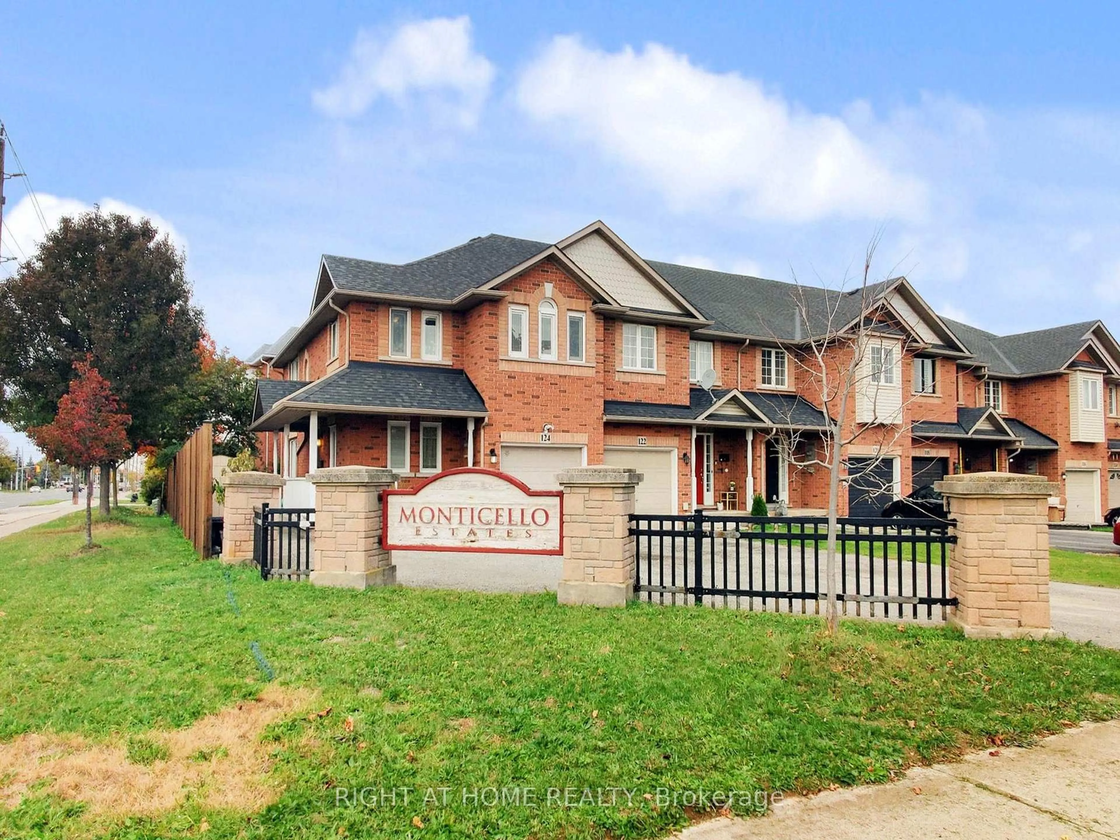 Home with brick exterior material, unknown for 124 Peachwood Cres, Hamilton Ontario L8E 5Z8