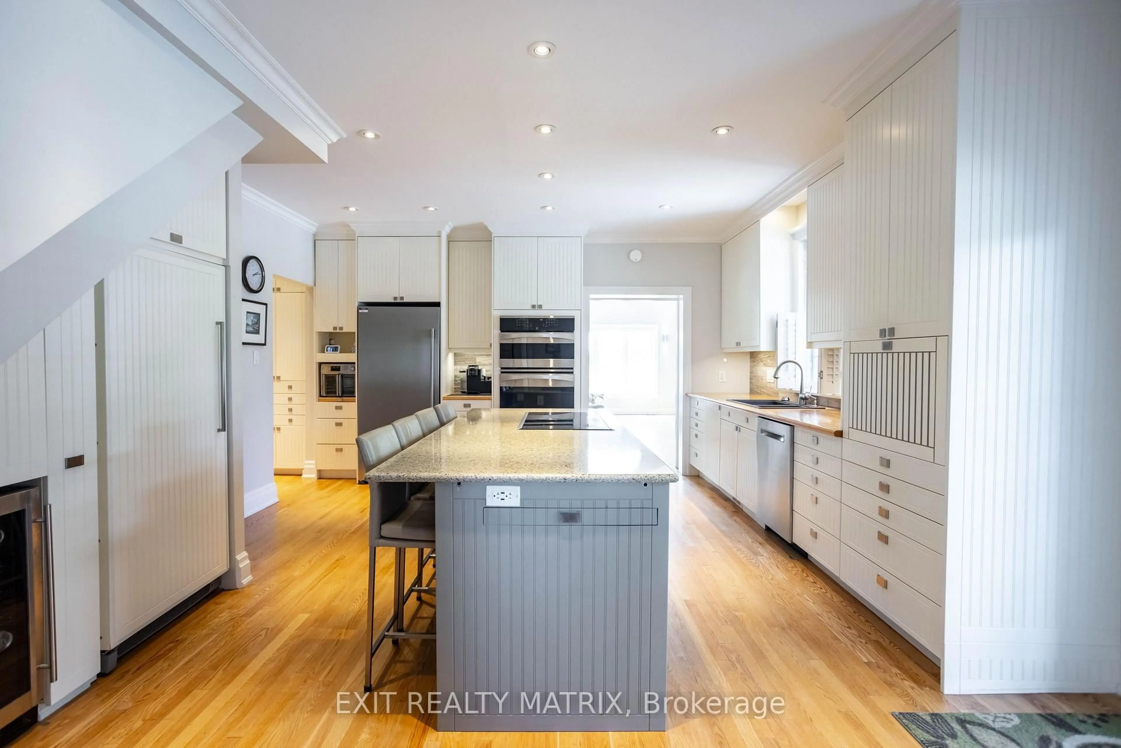 Contemporary kitchen, unknown for 2392 8th Line Rd, Metcalfe Ontario K0A 2P0