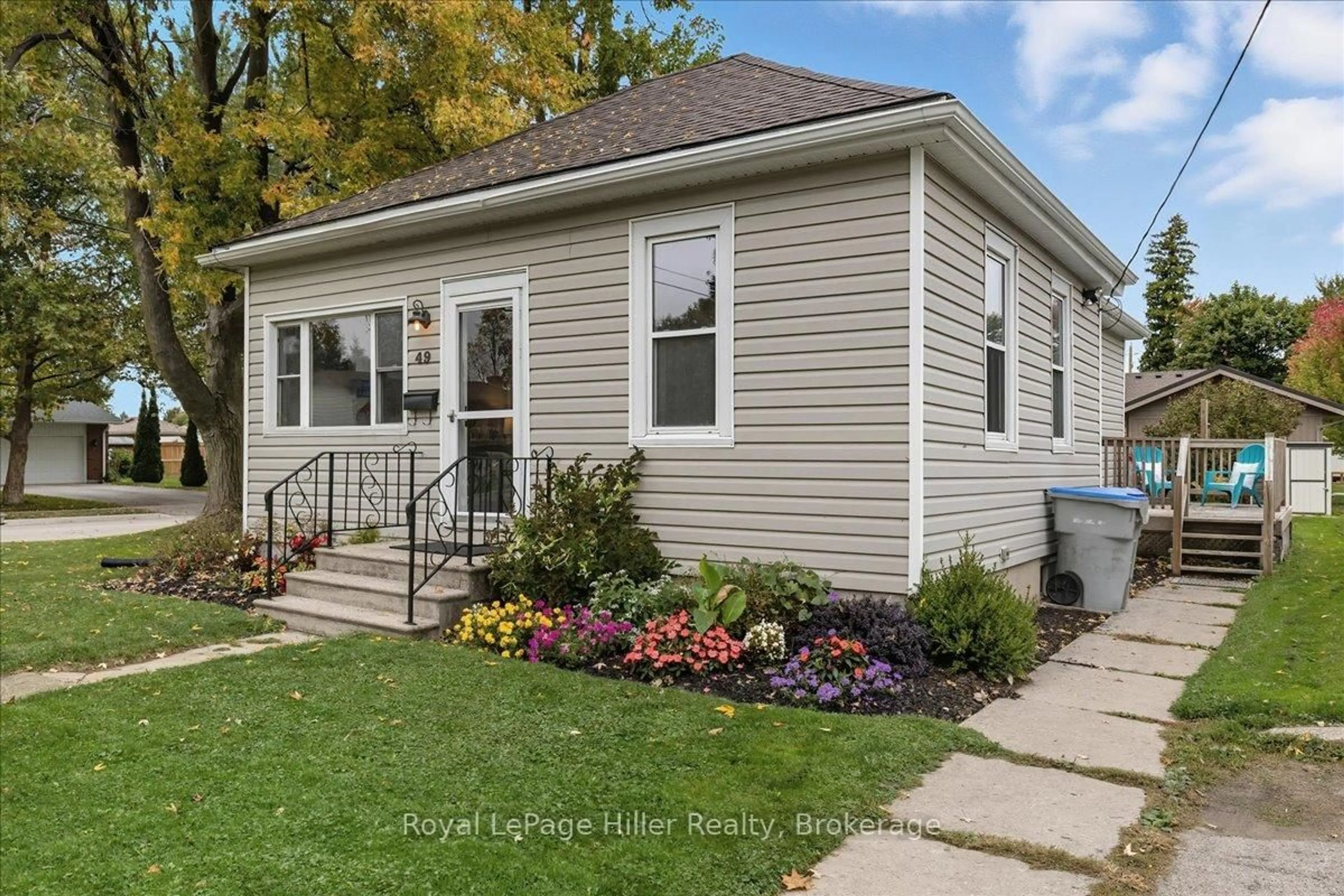 Home with vinyl exterior material, street for 49 Marlborough St, West Perth Ontario N0K 1N0