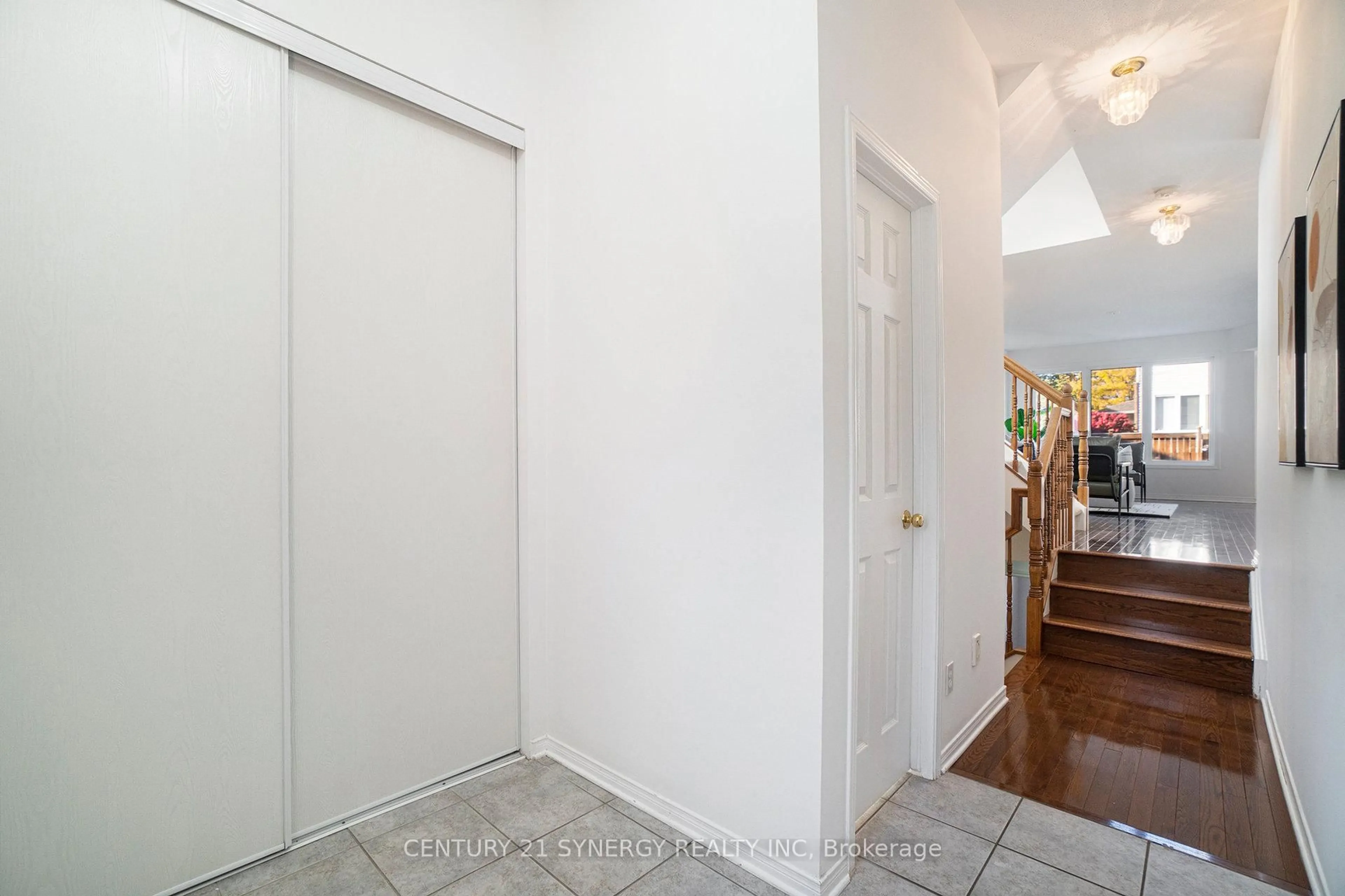 Indoor entryway for 3 Villandry St, Ottawa Ontario K2G 6X7