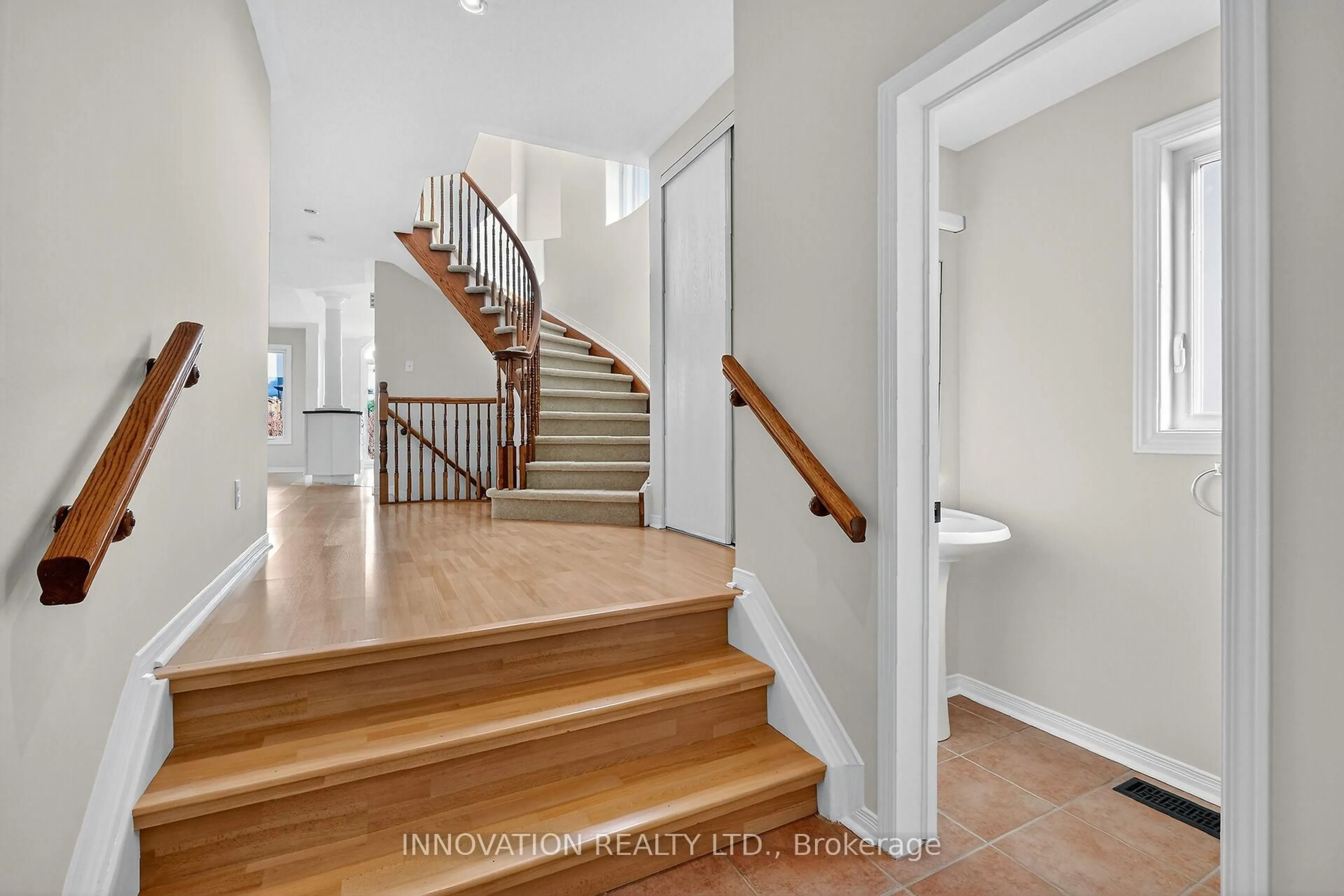 Unknown for 57 Flowertree Cres, Ottawa Ontario K2M 2R7