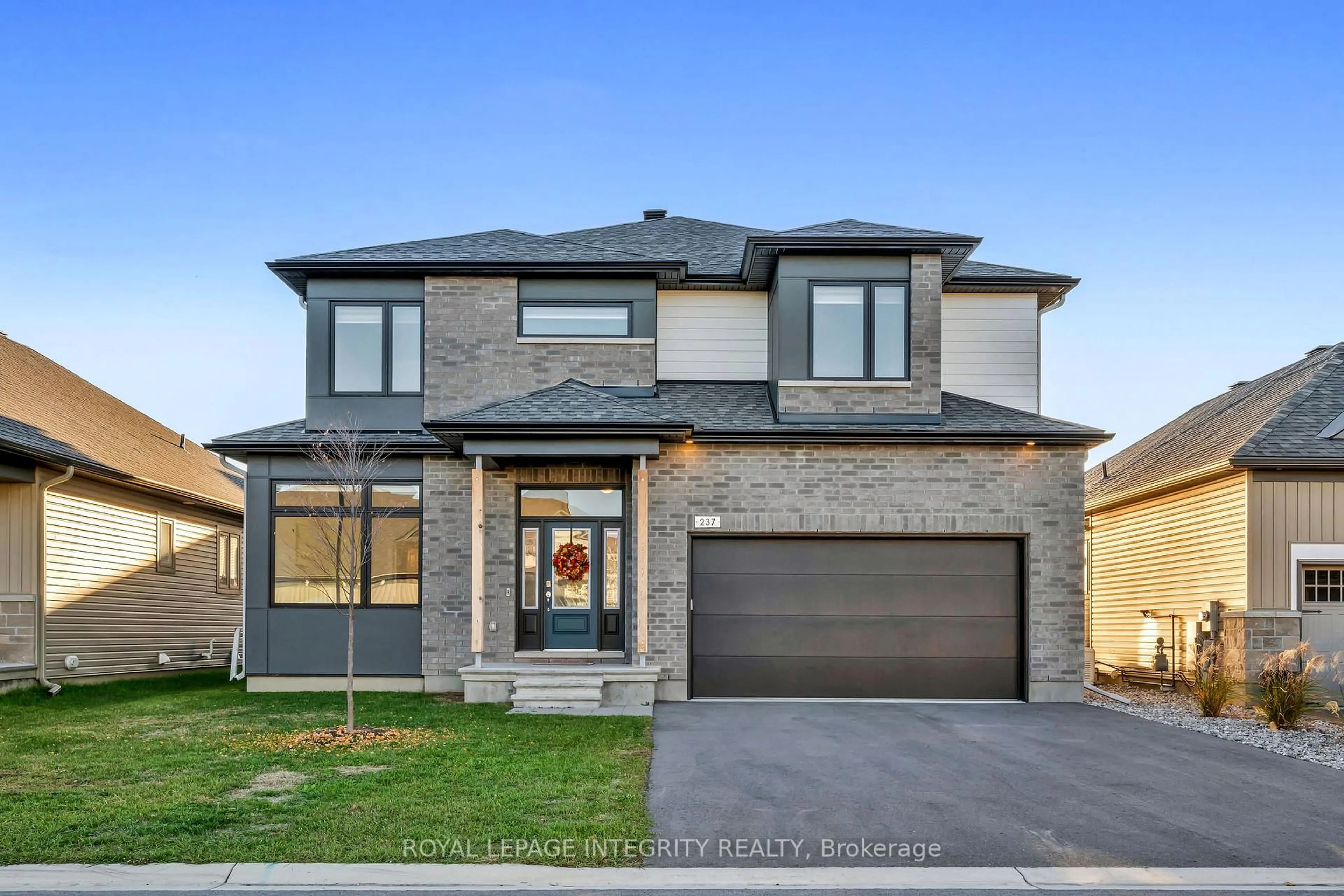 Home with brick exterior material, street for 237 Kinderwood Way, North Grenville Ontario K0G 1J0