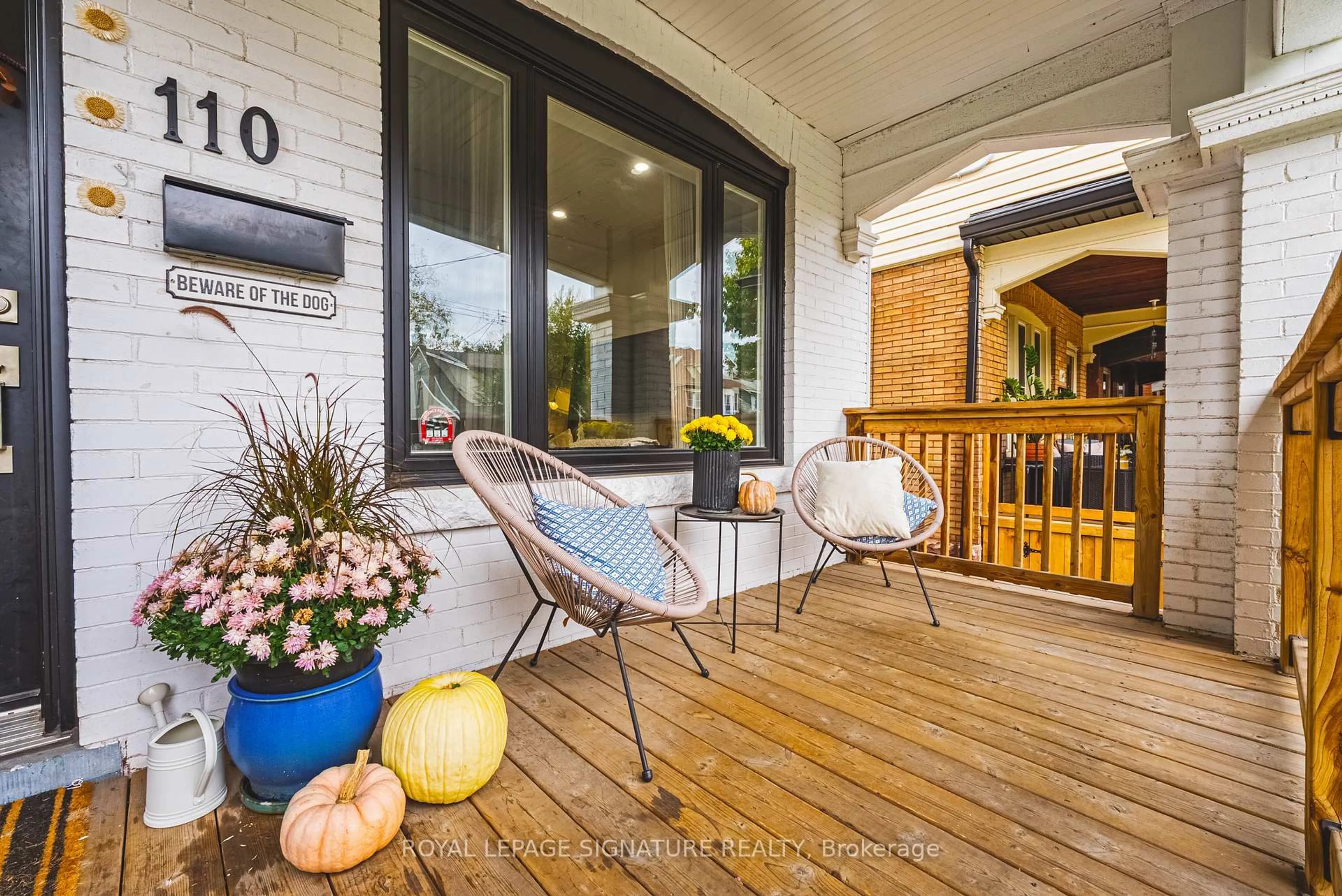 Patio, street for 110 Kensington Ave, Hamilton Ontario L8M 3H3