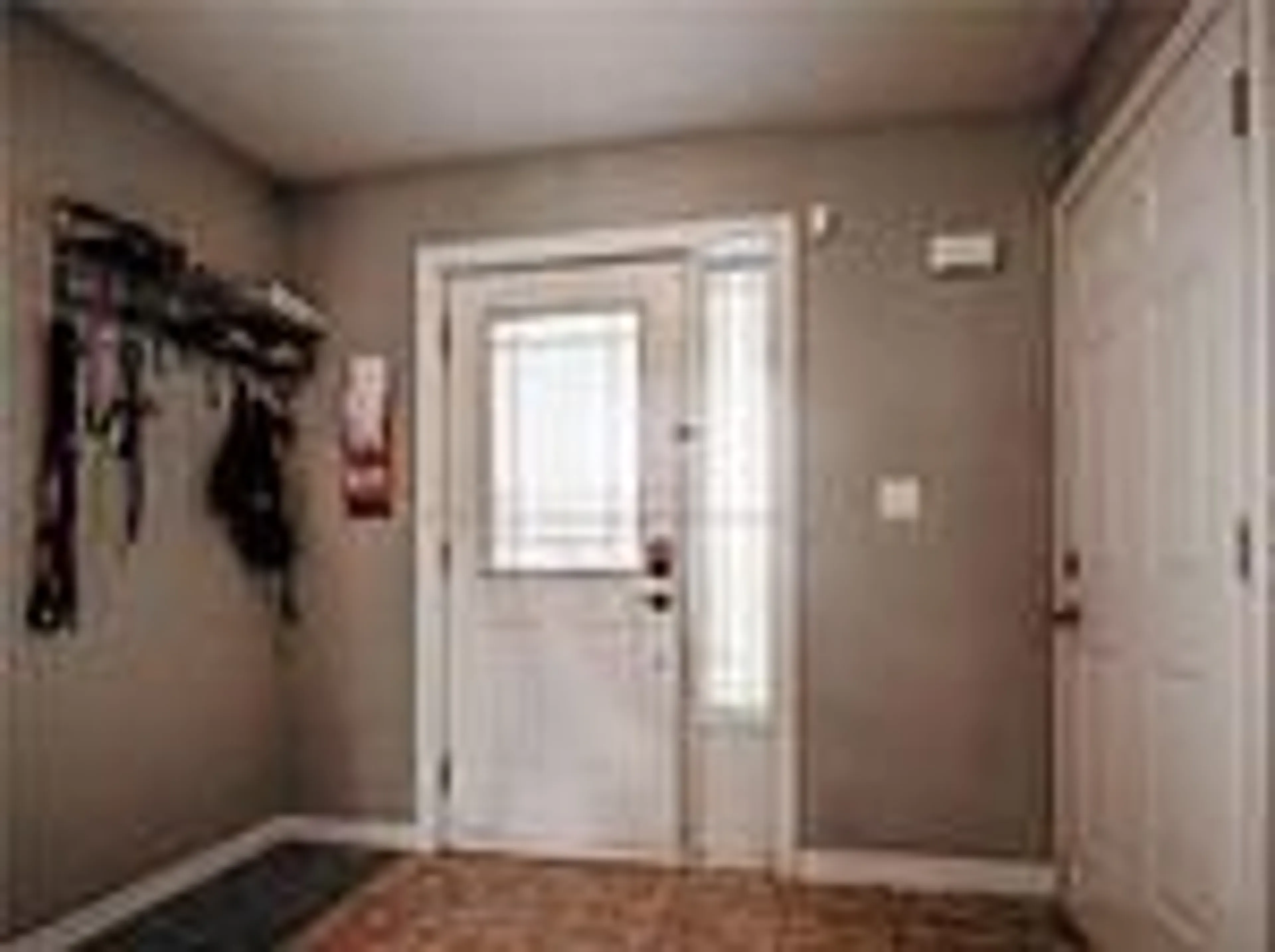 Indoor entryway for 187 Huck Cres, Kitchener Ontario N2N 3P7