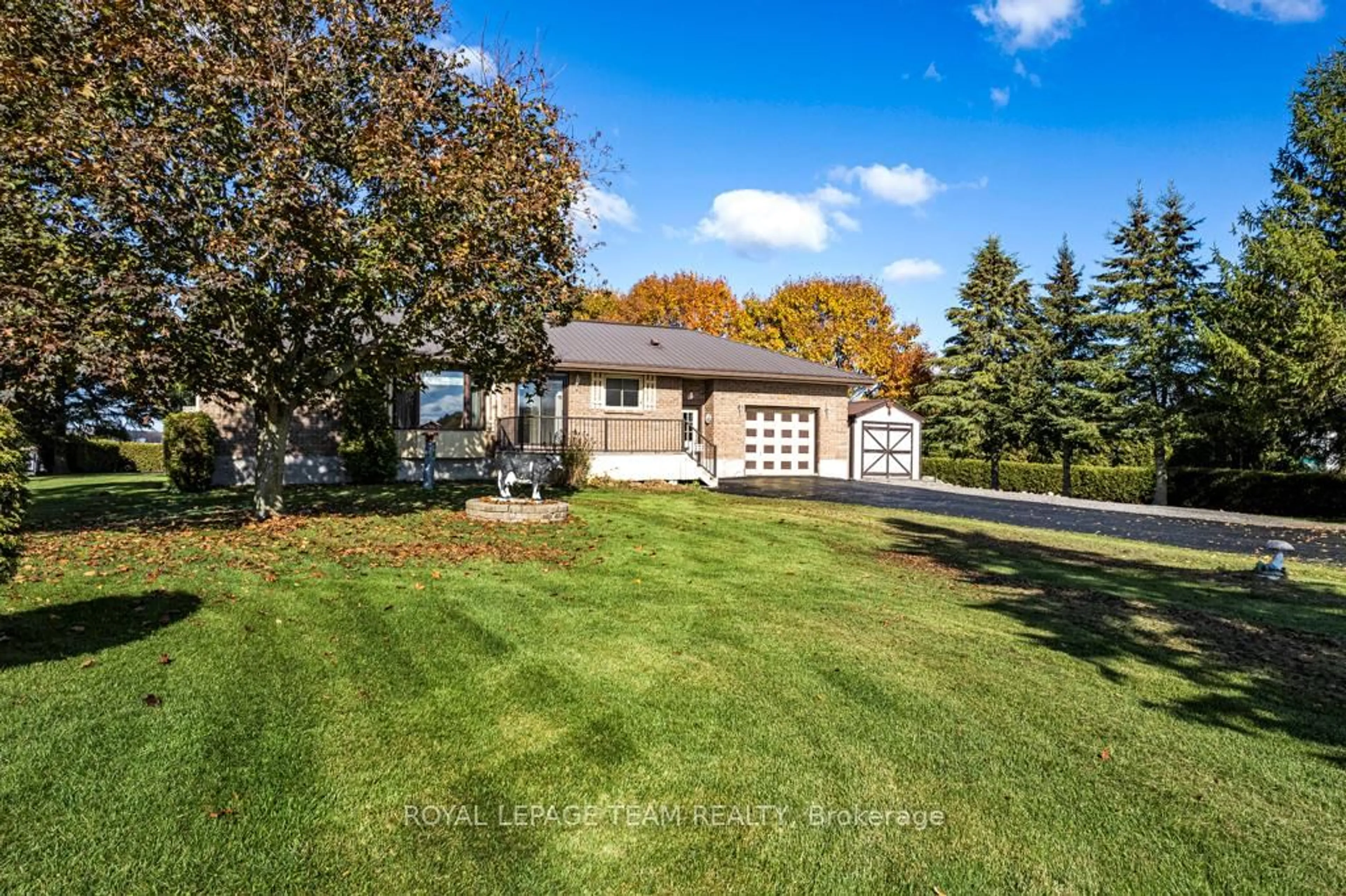 A pic from outside/outdoor area/front of a property/back of a property/a pic from drone, unknown for 100 County Road 21 Rd, Edwardsburgh/Cardinal Ontario K0E 1X0
