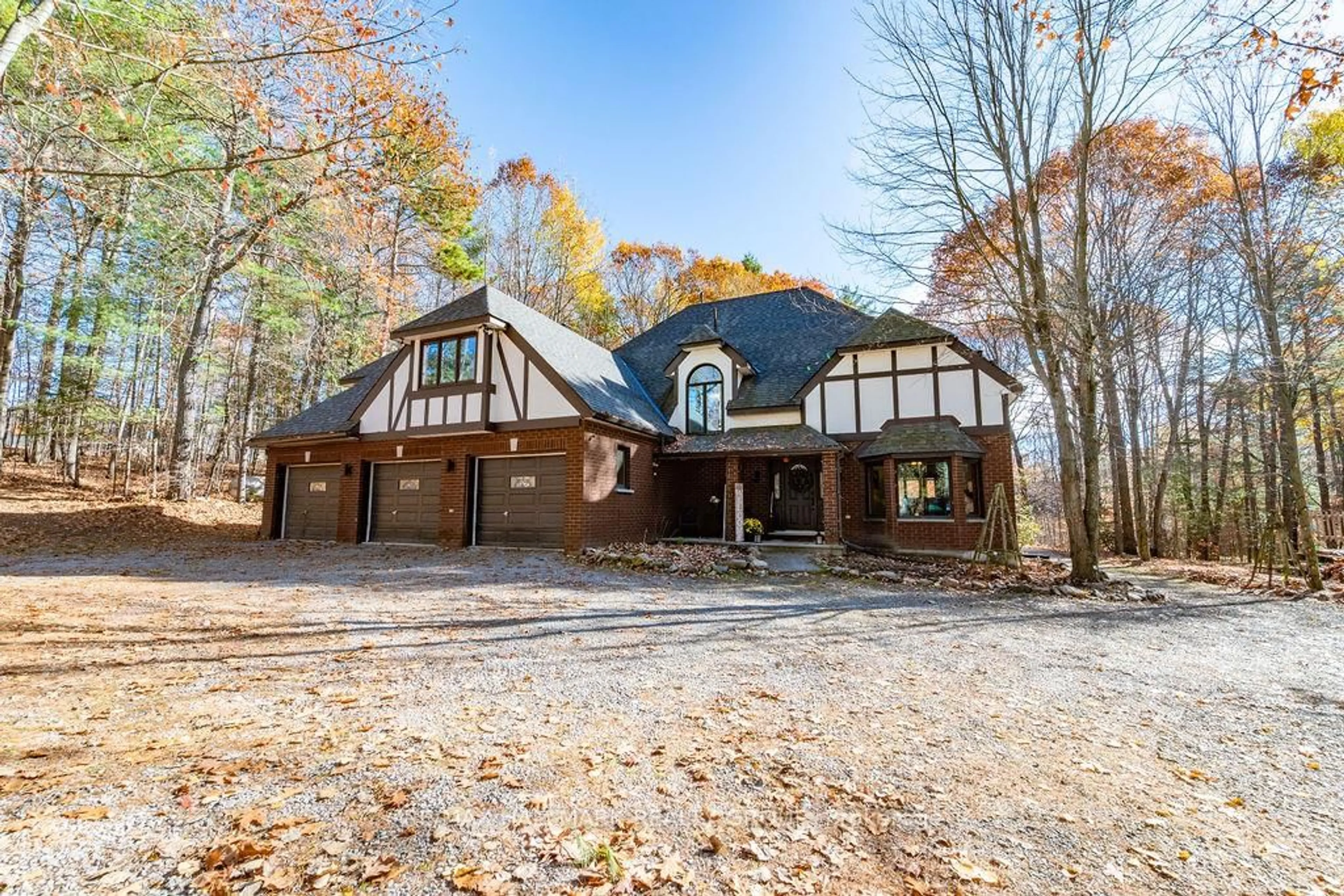 Home with brick exterior material, unknown for 24 Rahns Rd, Pembroke Ontario K8A 0H8