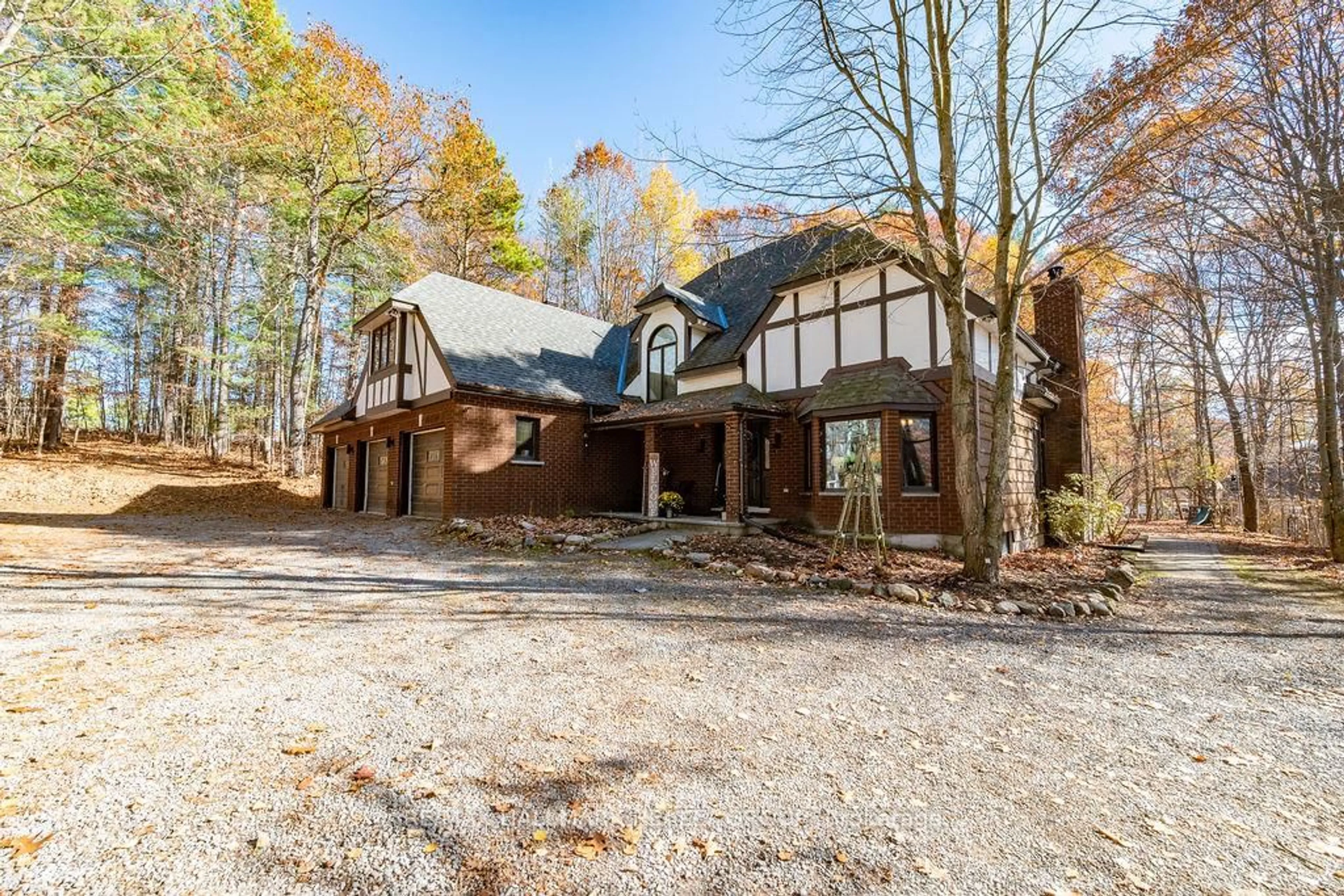 Unknown for 24 Rahns Rd, Pembroke Ontario K8A 0H8