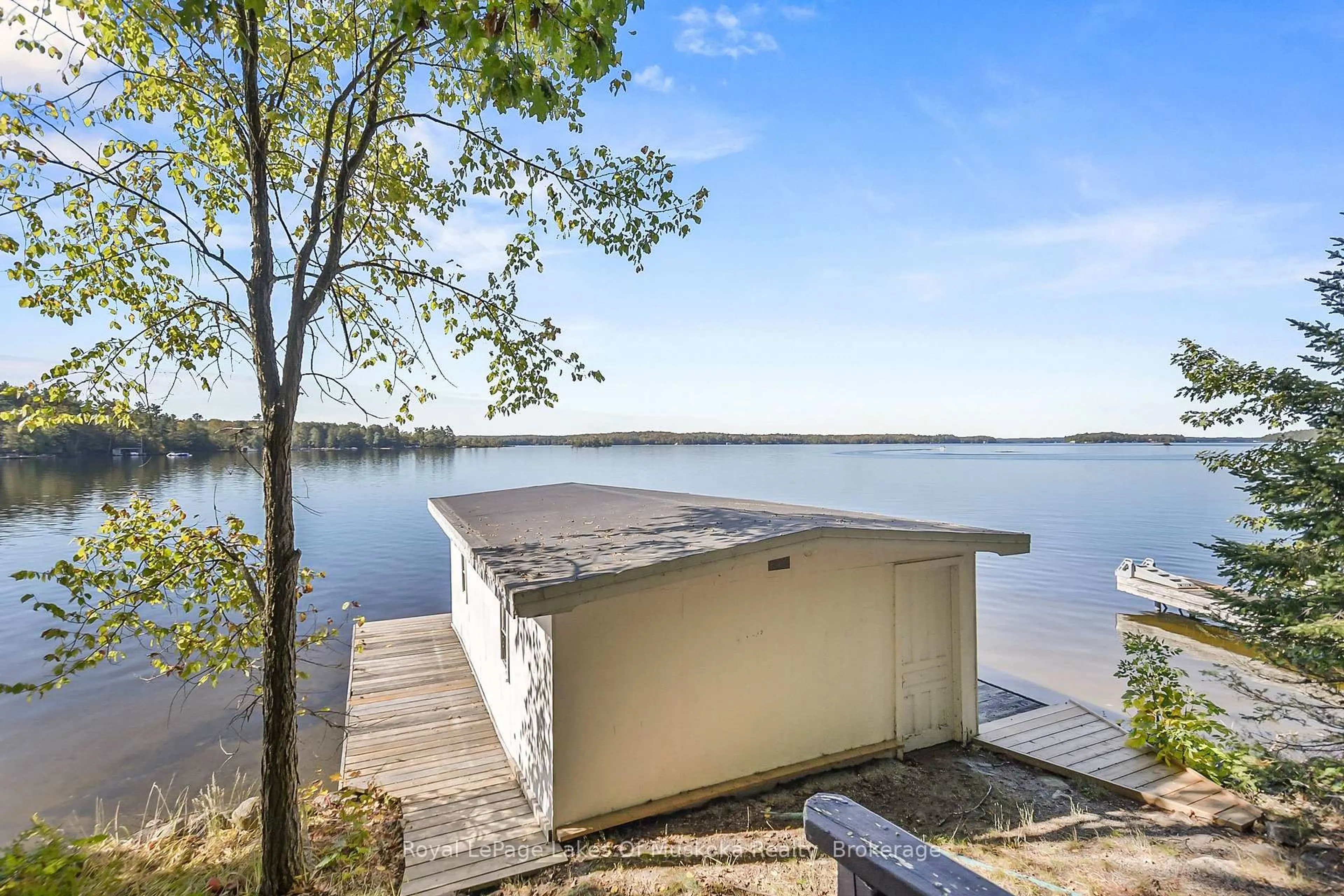 Patio, water/lake/river/ocean view for 1031 Bowyers Beach Rd, Bracebridge Ontario P1L 1W8