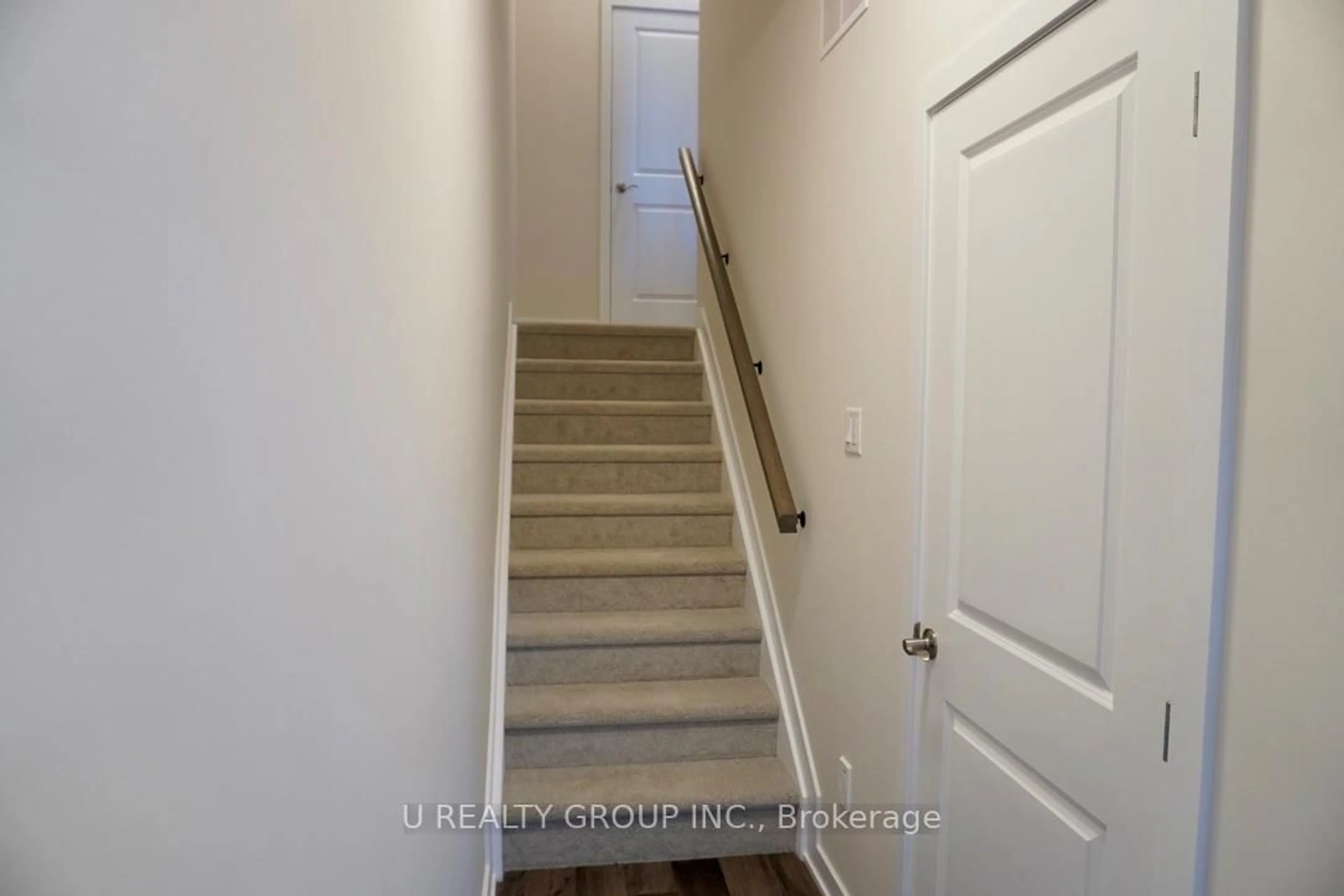 Stairs for 634 Corporal Private, Ottawa Ontario K1X 0M7