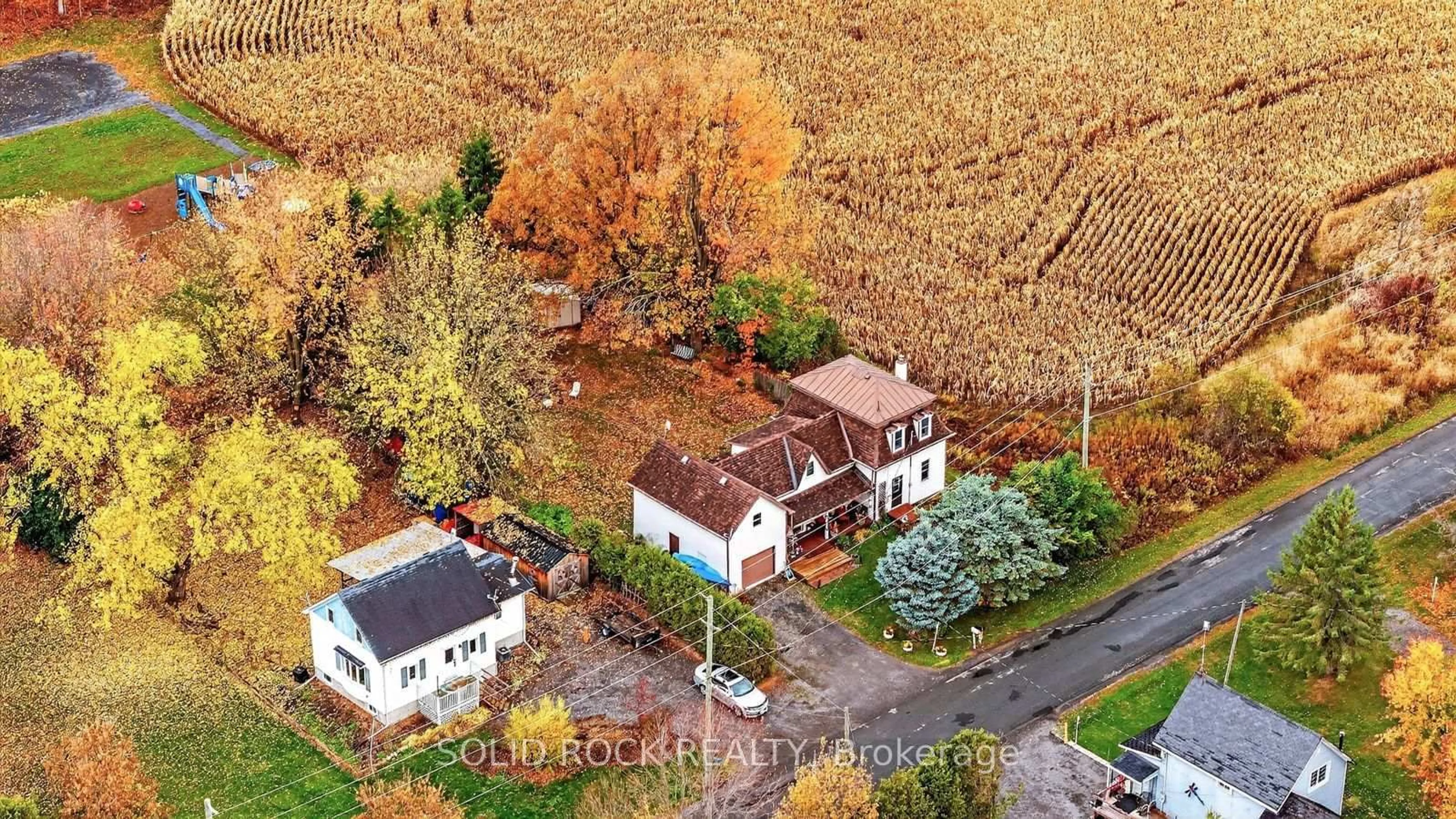 A pic from outside/outdoor area/front of a property/back of a property/a pic from drone, street for 1262 Rodney Lane, North Dundas Ontario K0C 2K0