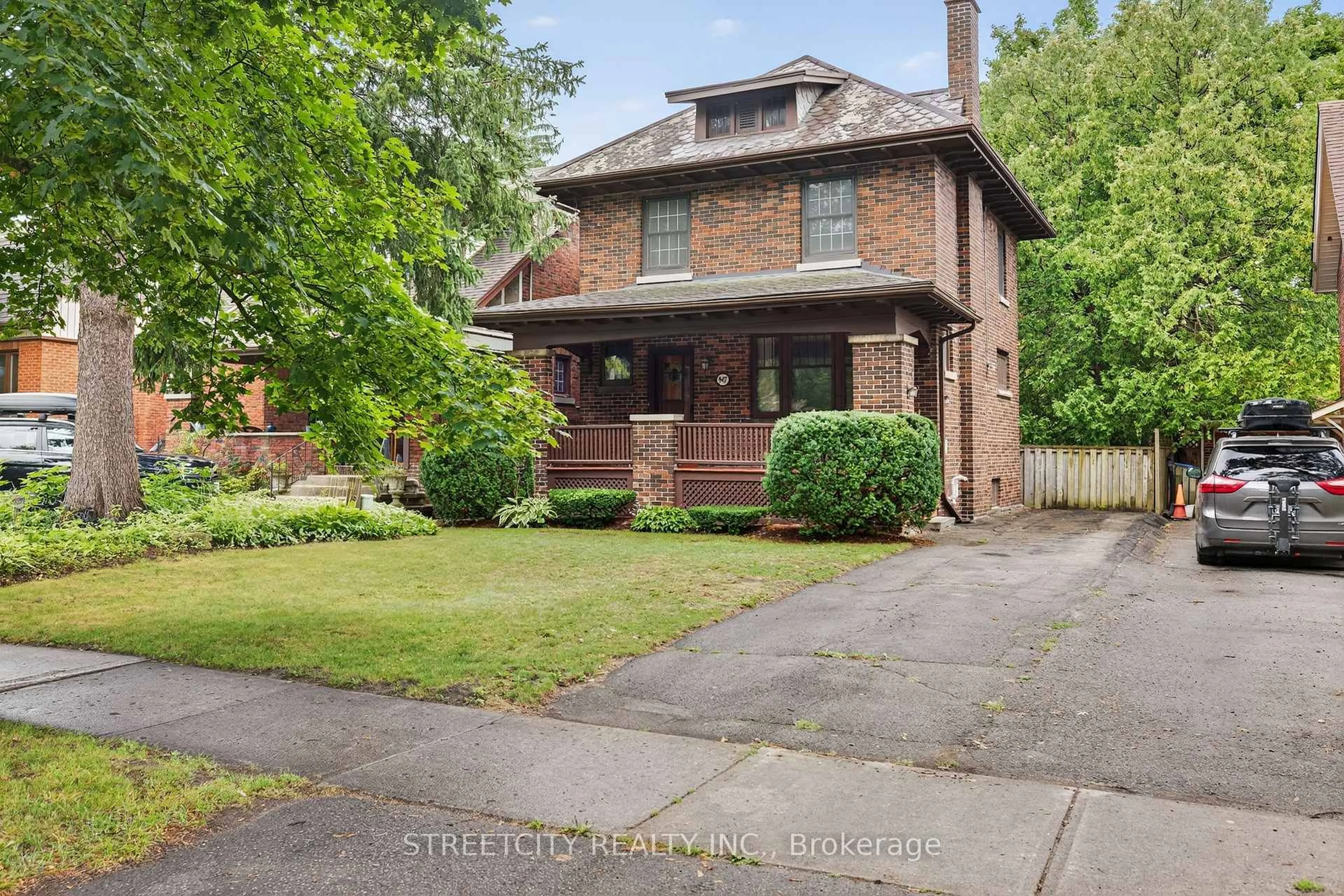 Home with brick exterior material, street for 947 Maitland St, London East Ontario N5Y 2X3