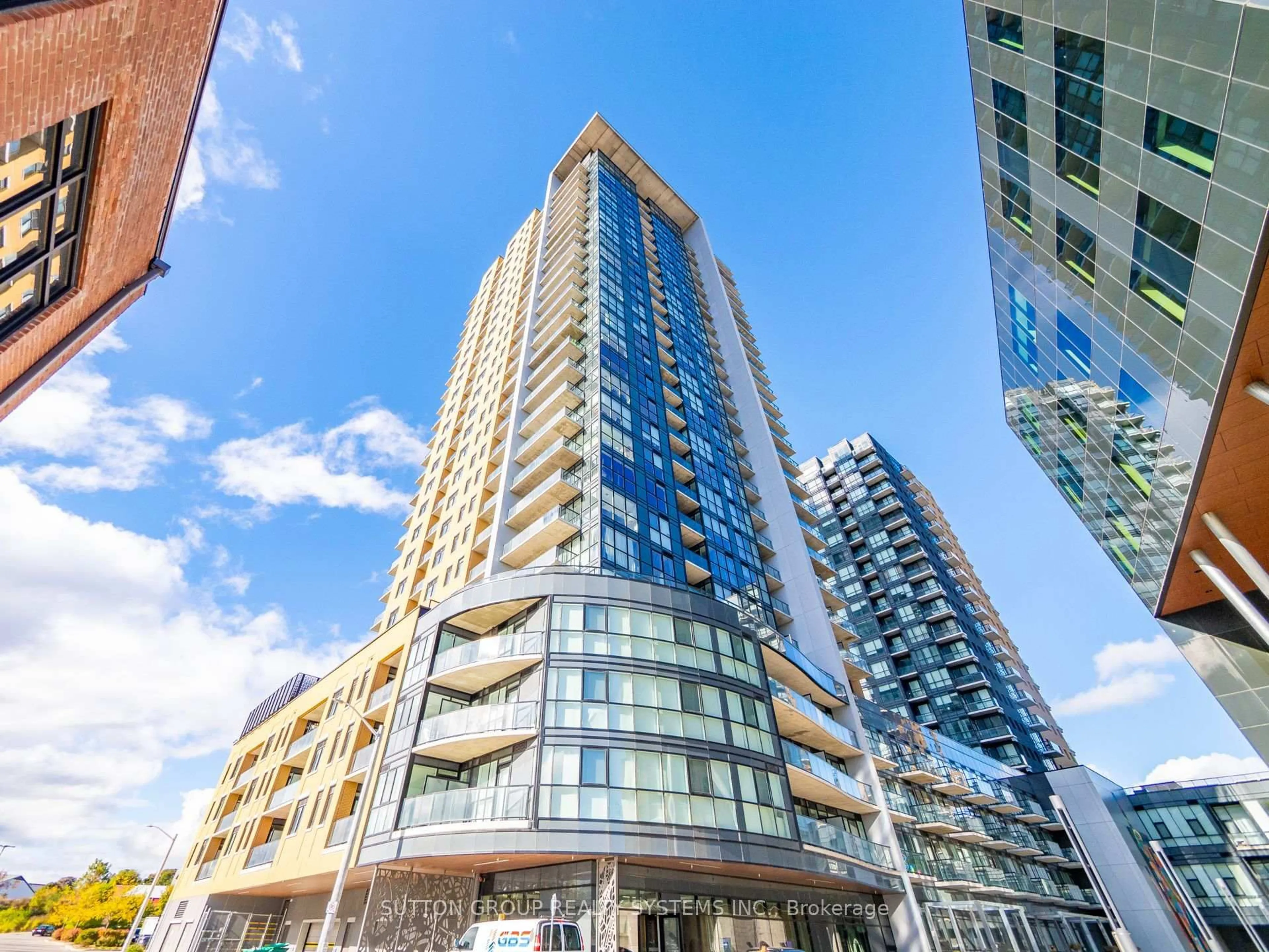 Unknown for 108 Garment St #404, Kitchener Ontario N2G 0E2