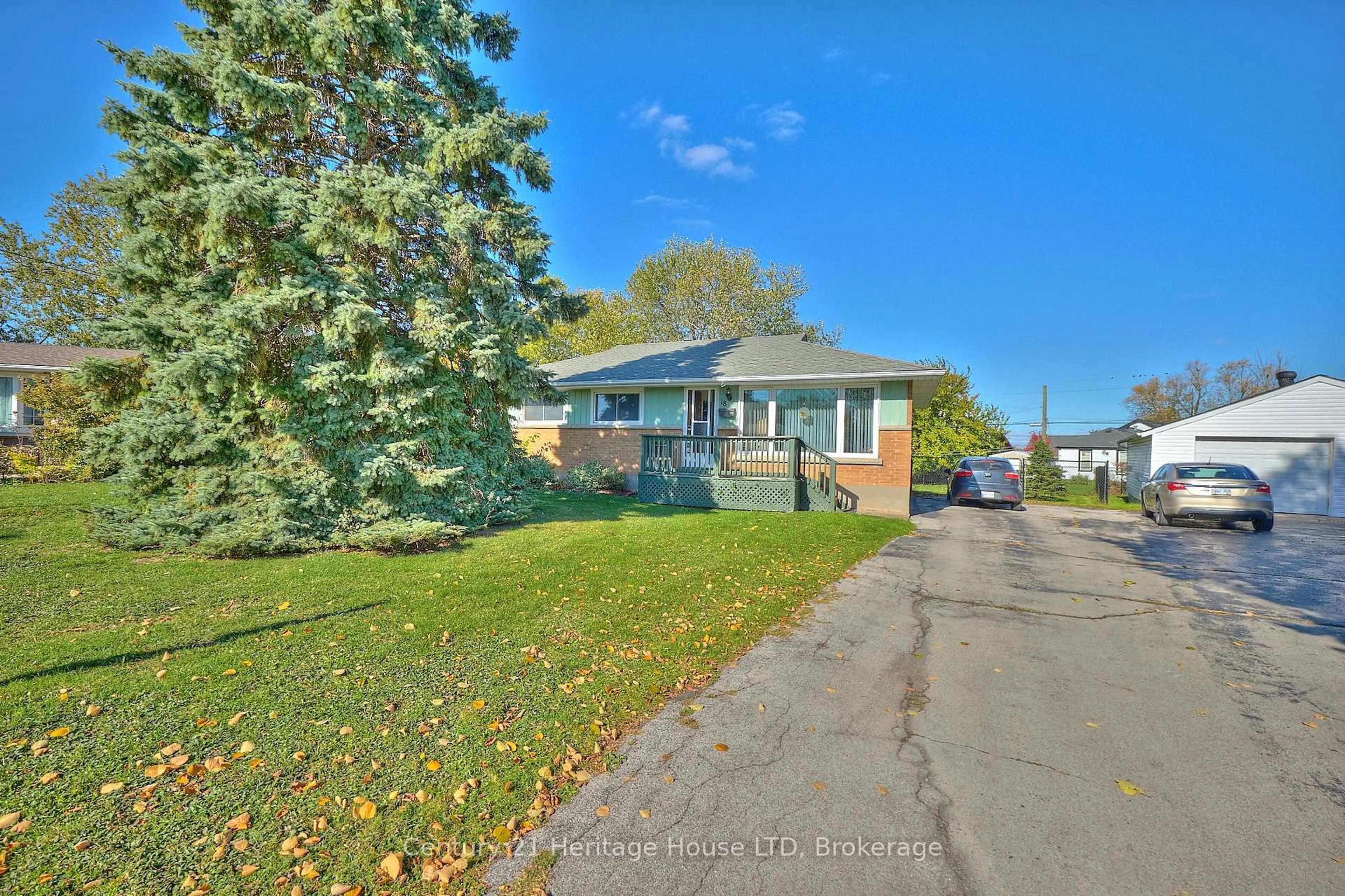 Unknown for 18 Court St, Fort Erie Ontario L2A 2G4