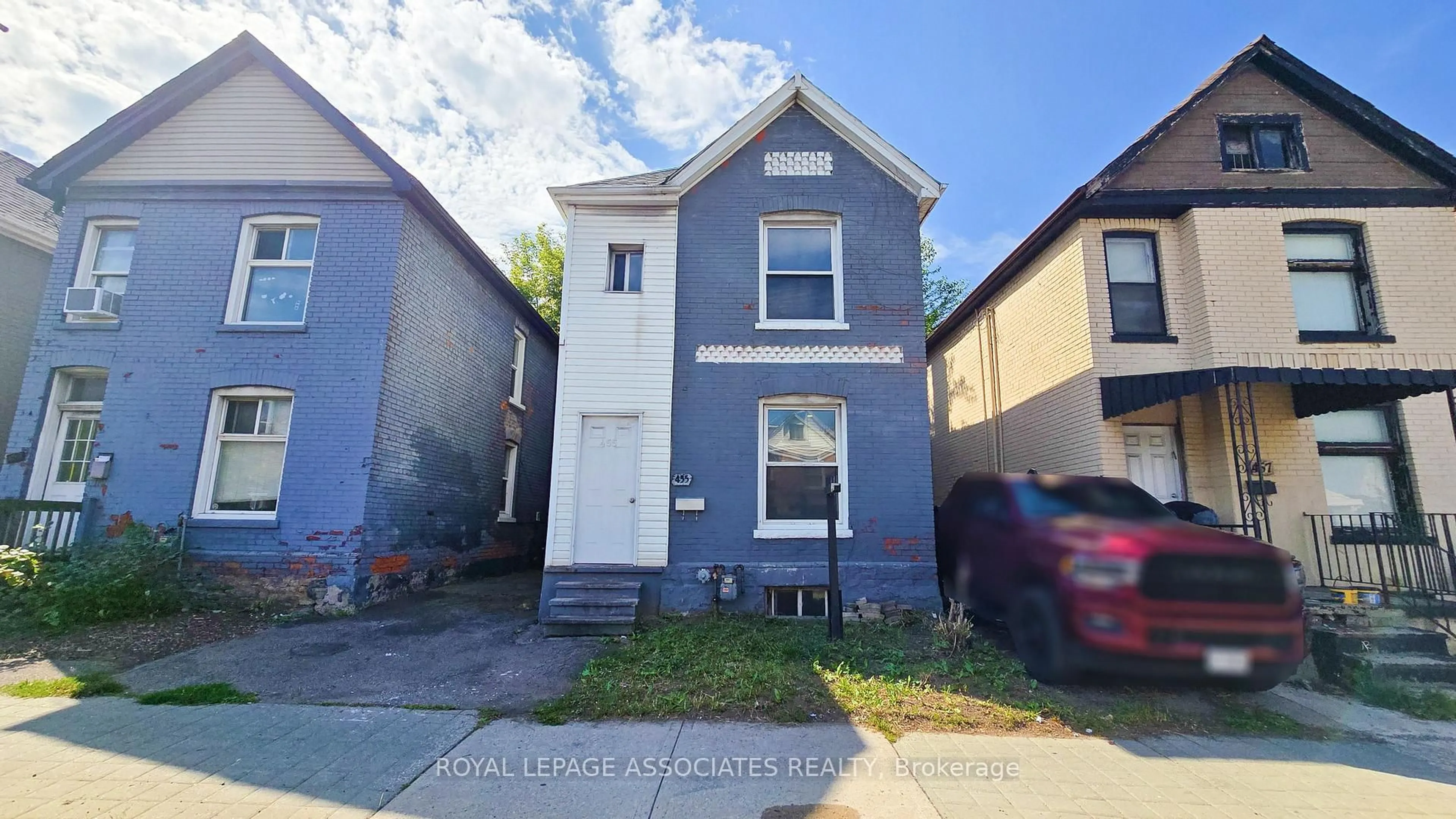 Unknown for 455 Main St, Hamilton Ontario L8P 1K5