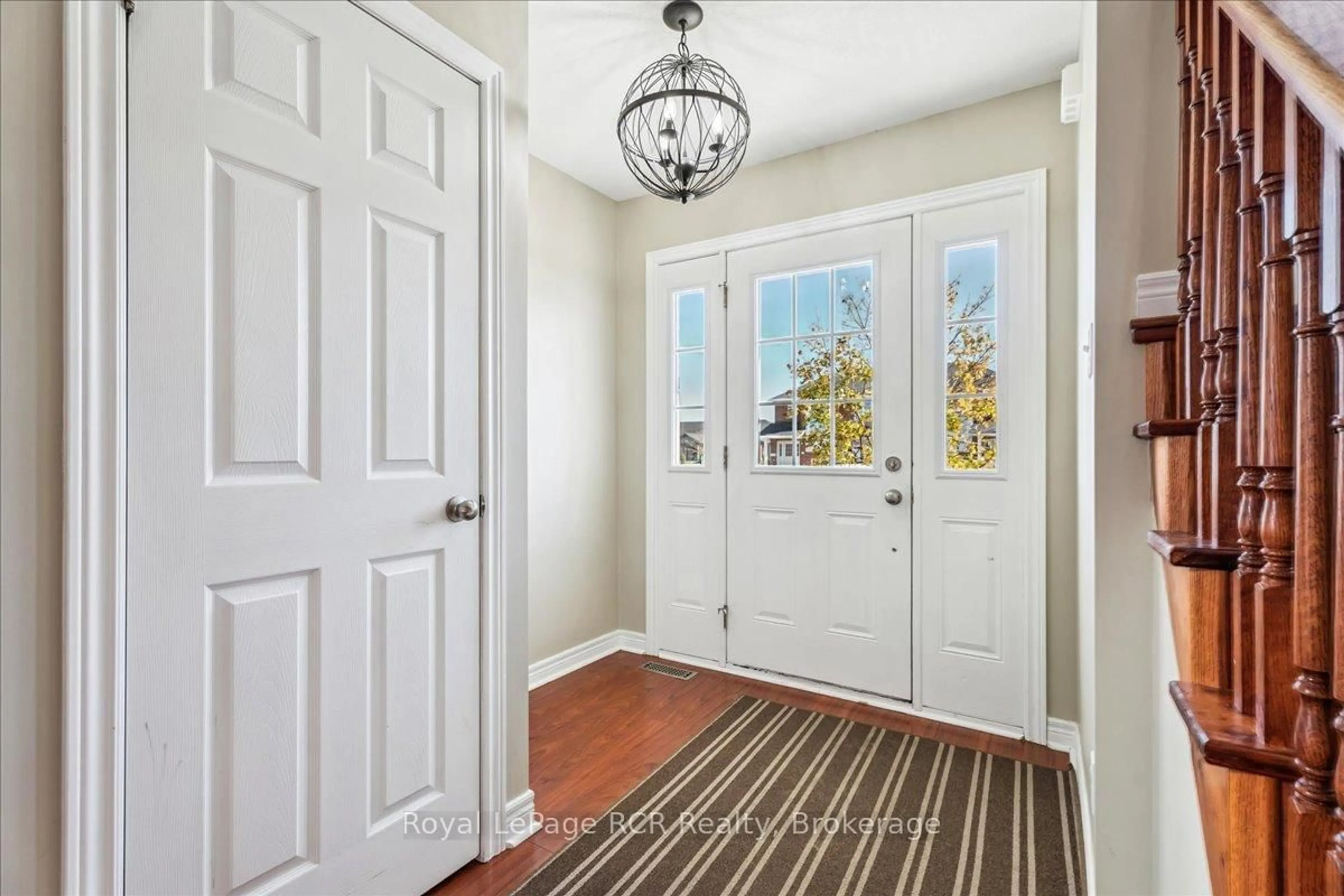 Indoor entryway for 1462 14th Ave, Owen Sound Ontario N4K 0A1