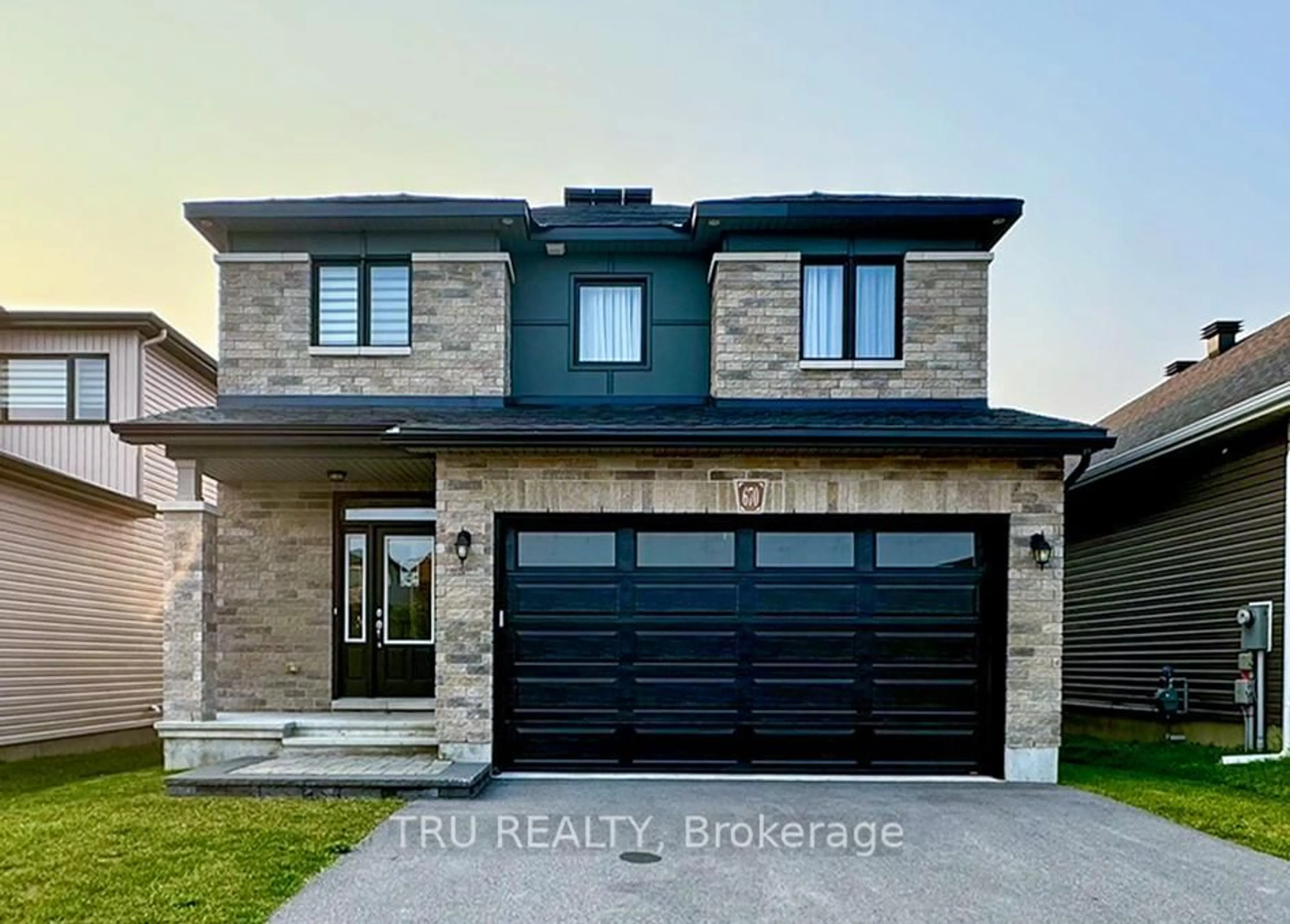 Home with brick exterior material, street for 670 Parade Dr, Ottawa Ontario K2S 0Z2