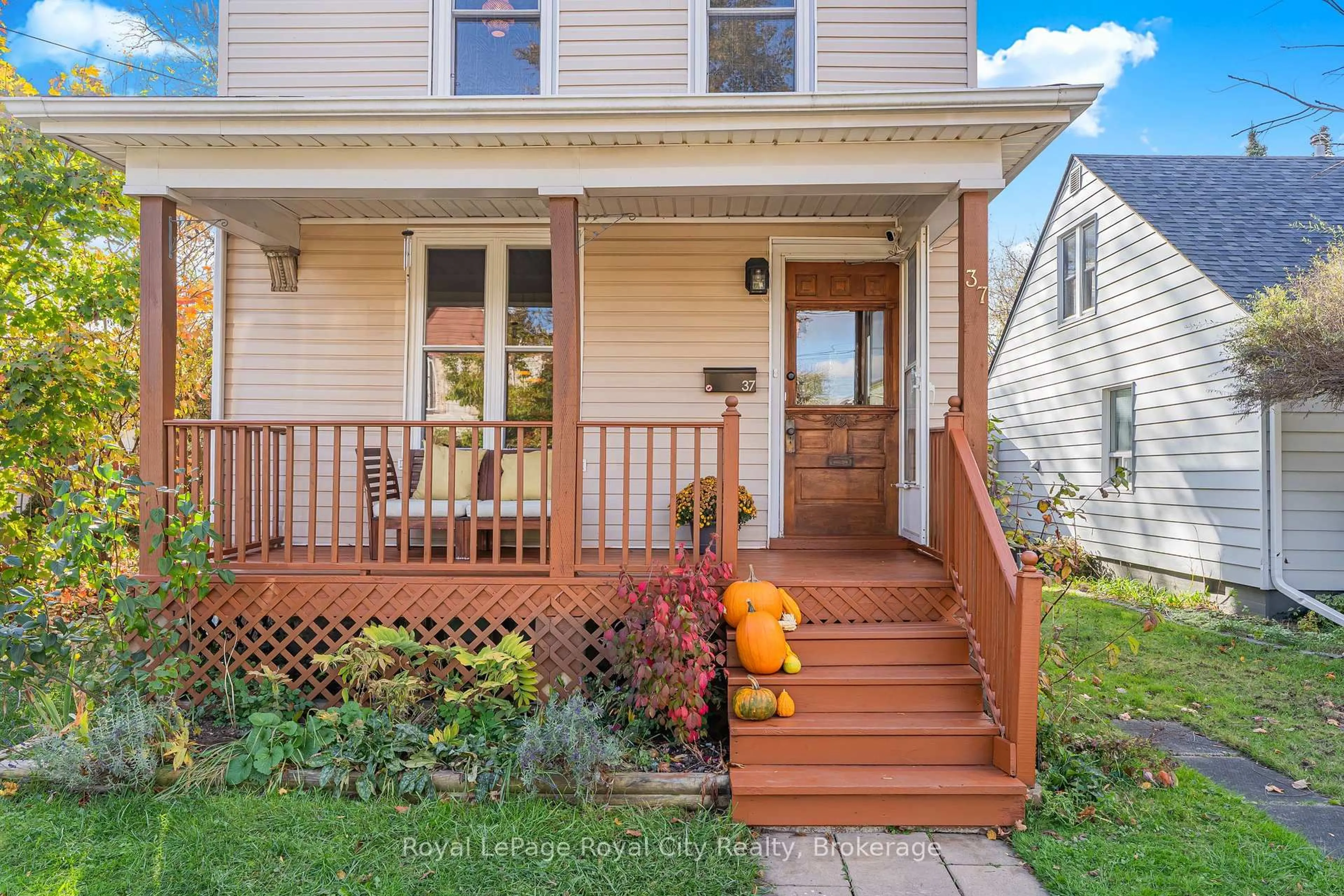 Unknown for 37 Lawrence Ave, Guelph Ontario N1E 5Y4