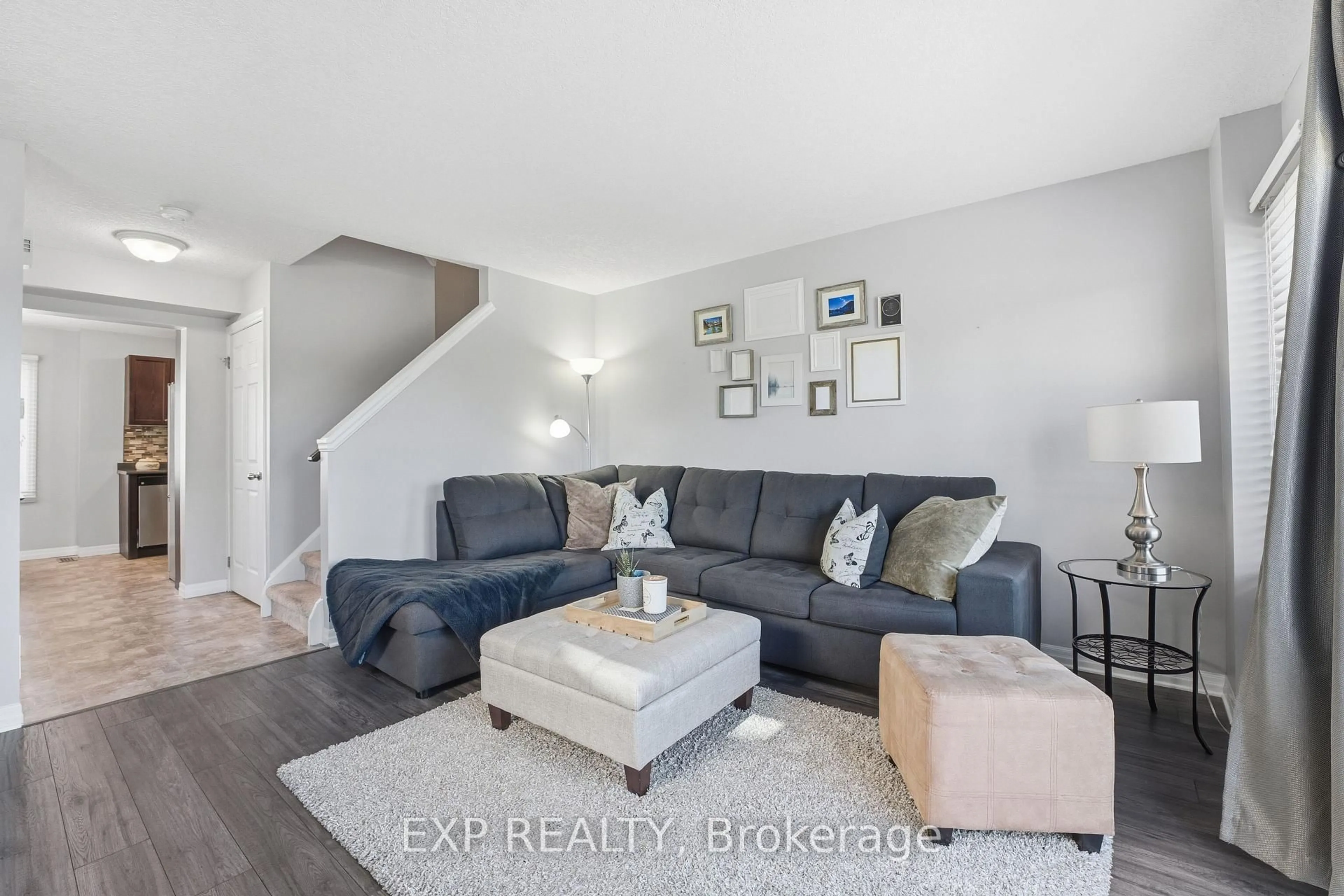 Living room with furniture, unknown for 10 Foxglove Cres #6, Kitchener Ontario N2E 0E1