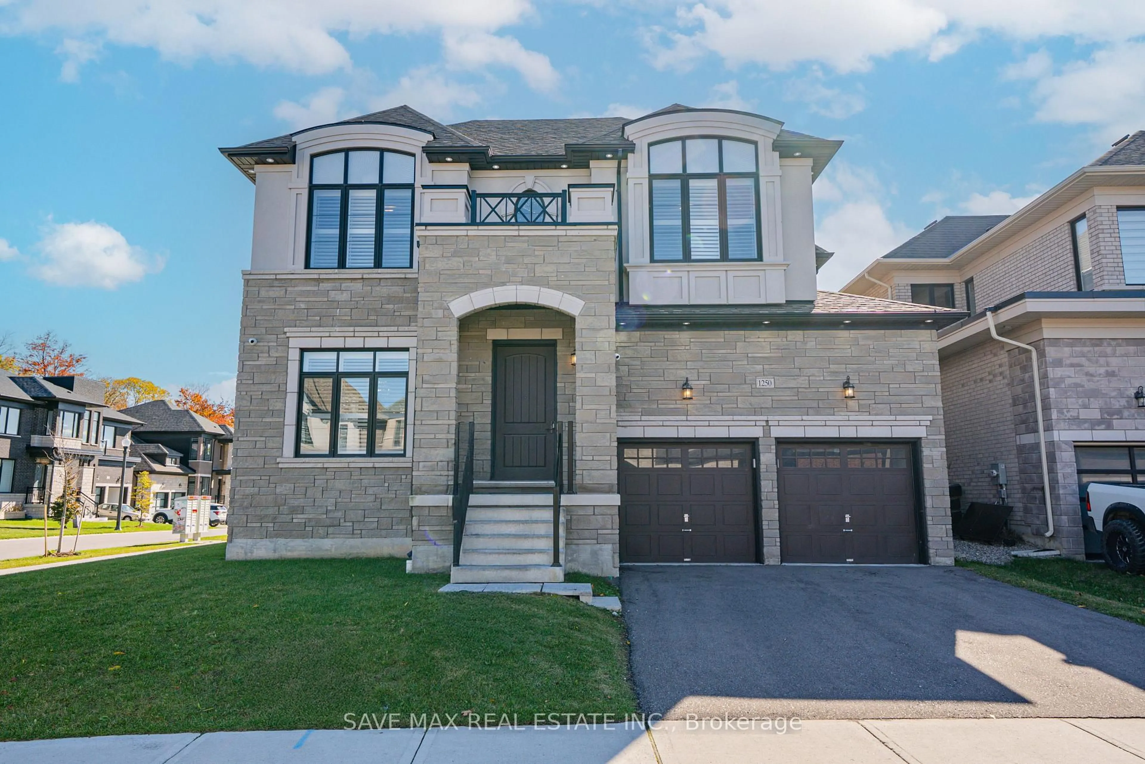 Home with brick exterior material, street for 1250 UPPER THAMES Dr, Woodstock Ontario N4T 0M9