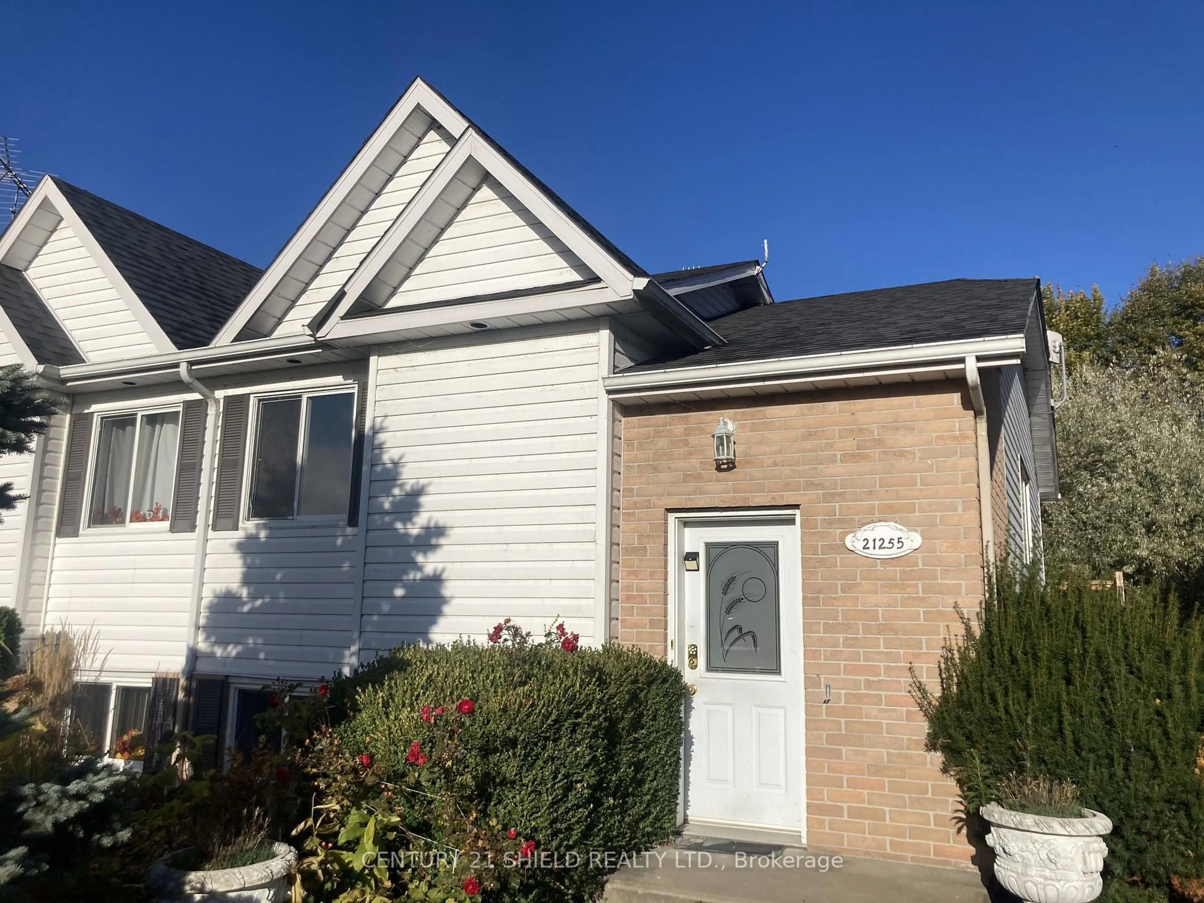 Unknown for 21255 McNaughton Crt, South Glengarry Ontario K0C 1E0