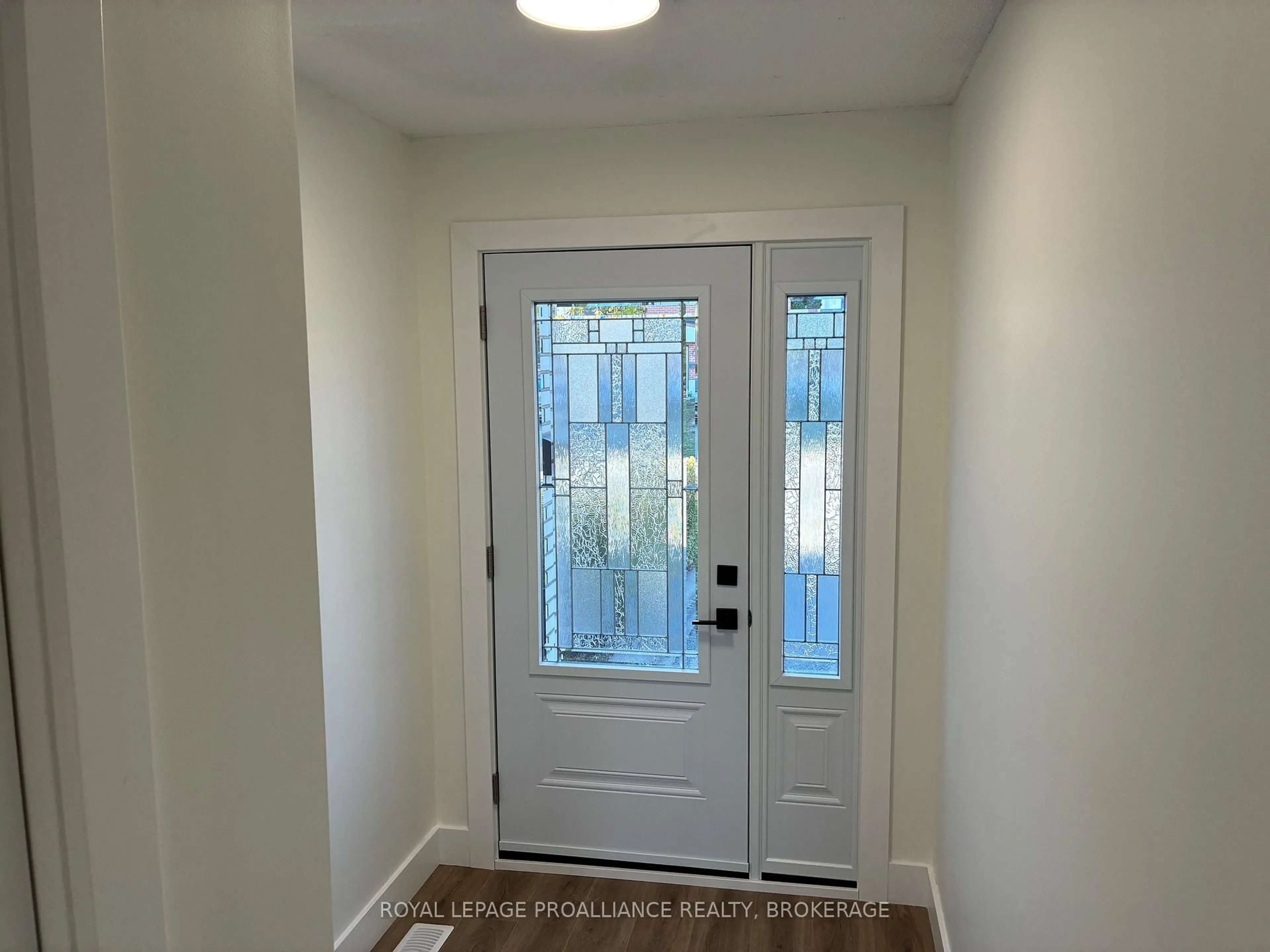 Indoor entryway for 84 Joyce St, Kingston Ontario K7K 6A7