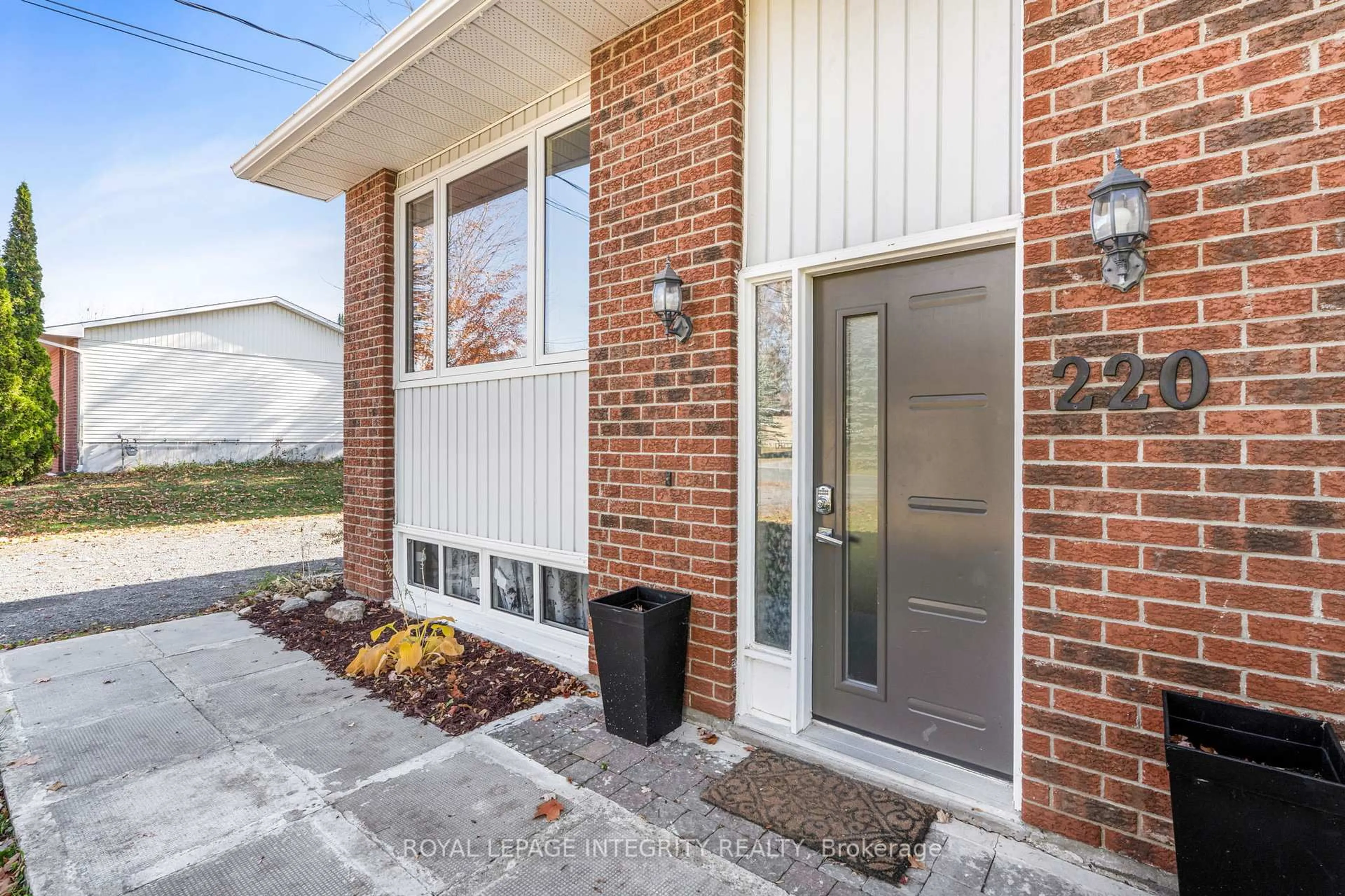 Home with brick exterior material, street for 220 Agathe St, Clarence-Rockland Ontario K4K 1K7