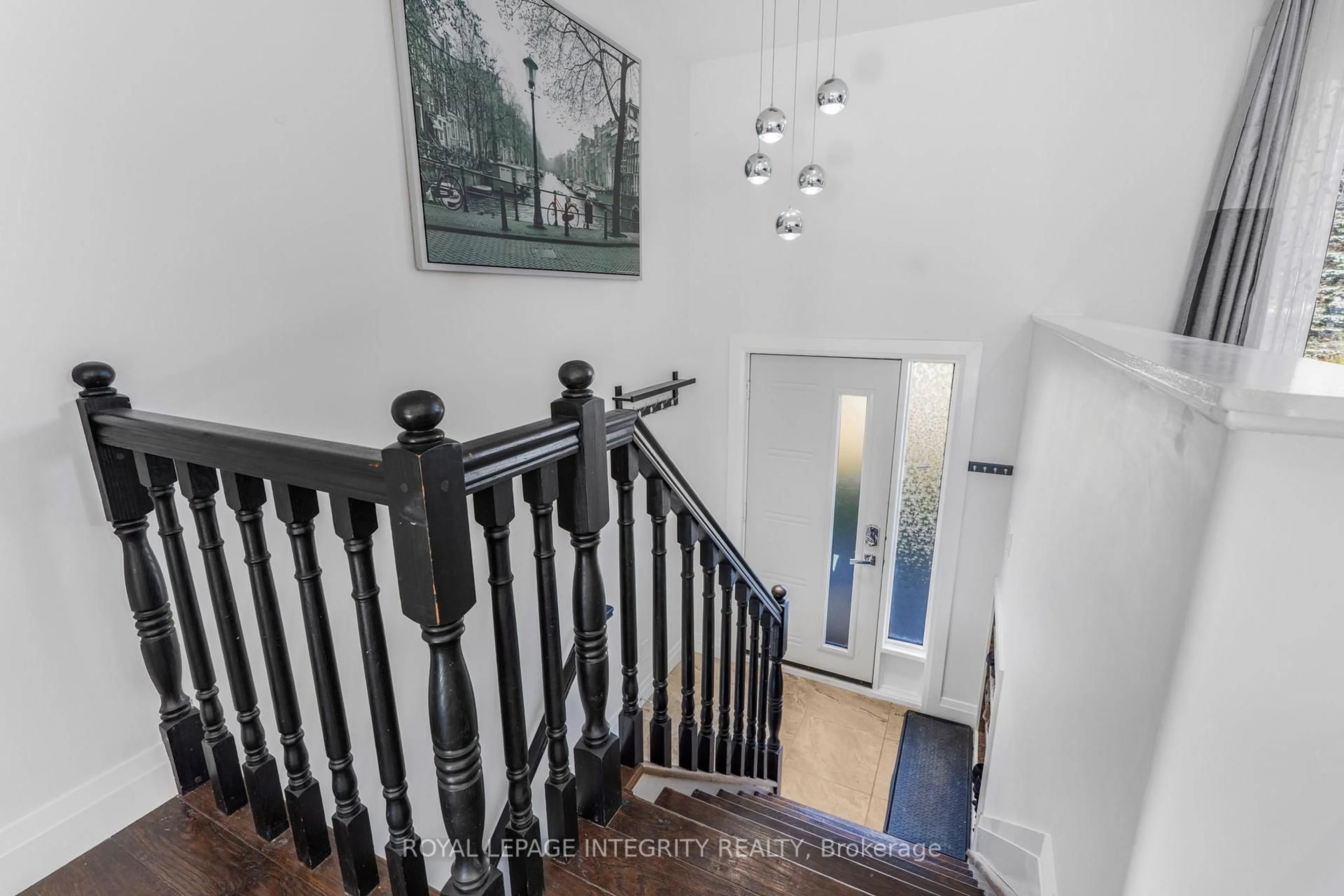 Stairs for 220 Agathe St, Clarence-Rockland Ontario K4K 1K7