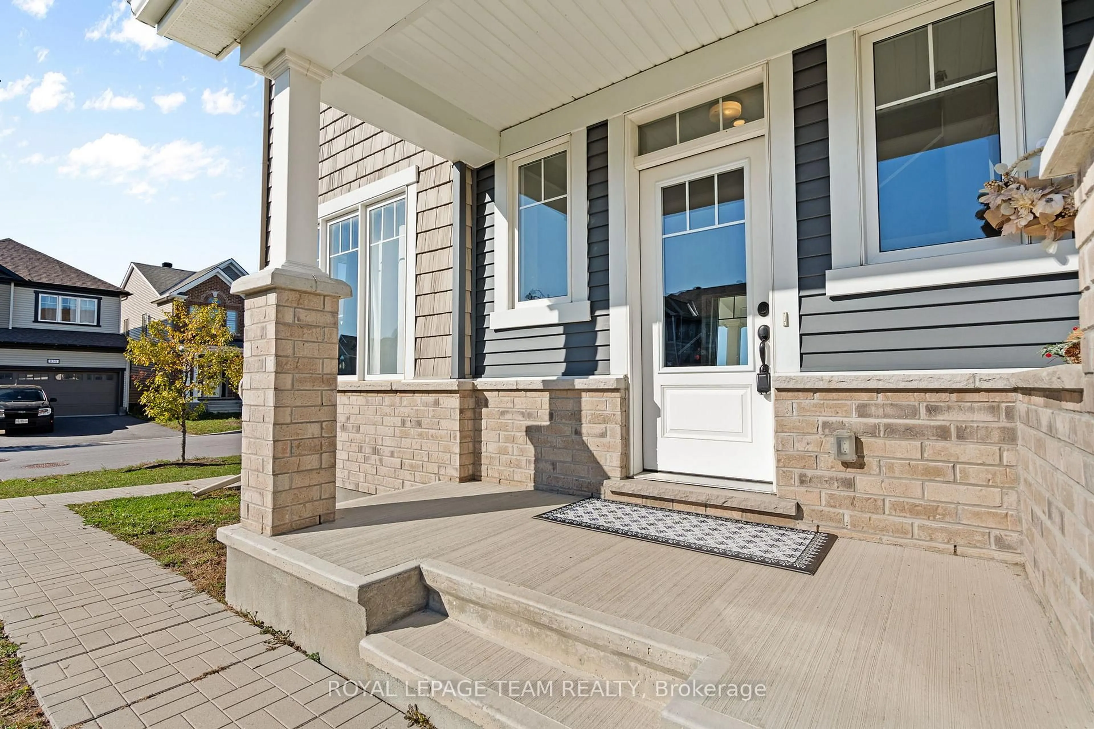 Unknown for 841 REGULUS Rdge, Ottawa Ontario K2J 6S9