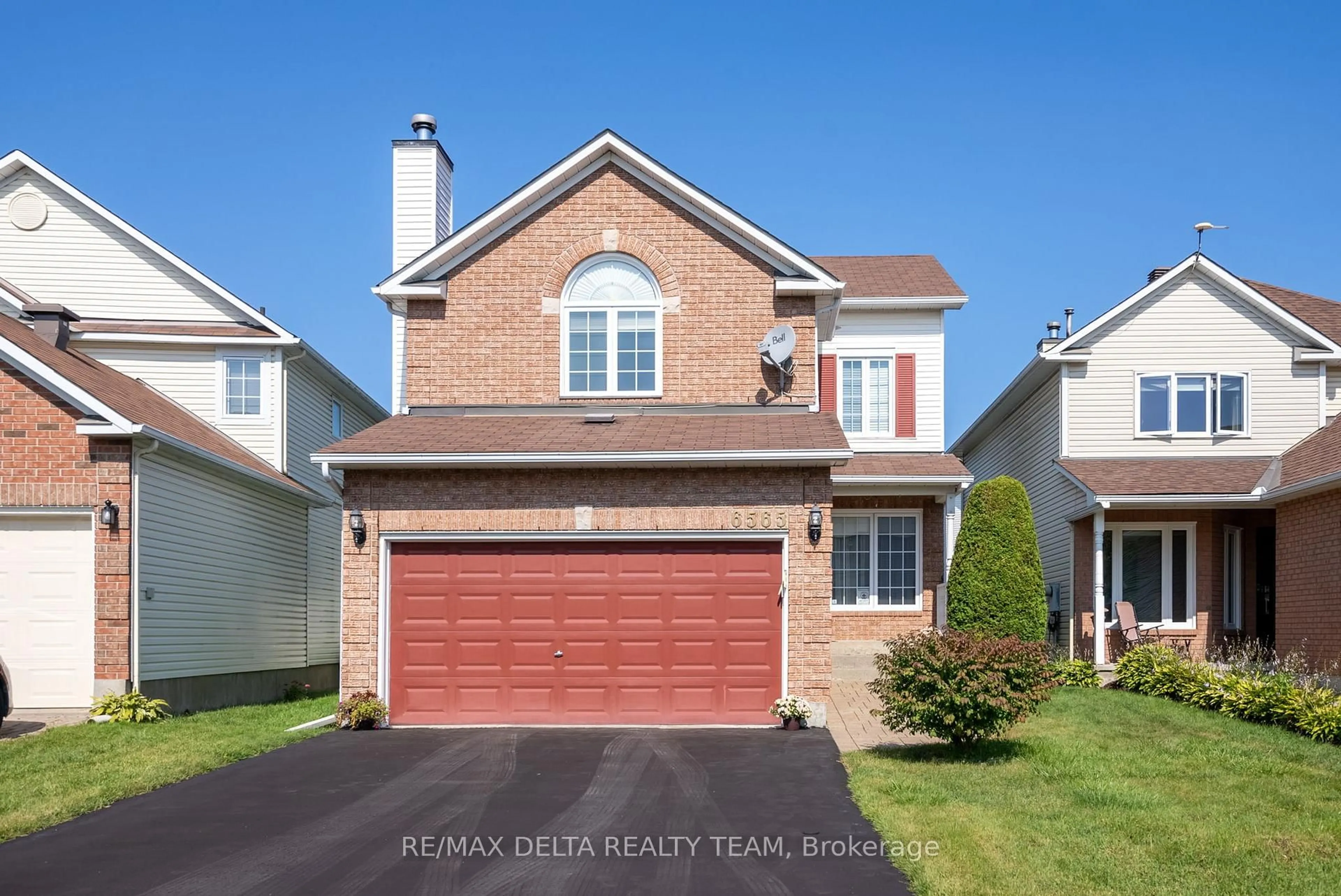 Home with vinyl exterior material, street for 6565 DES CHOUETTES Lane, Ottawa Ontario K1C 7E6