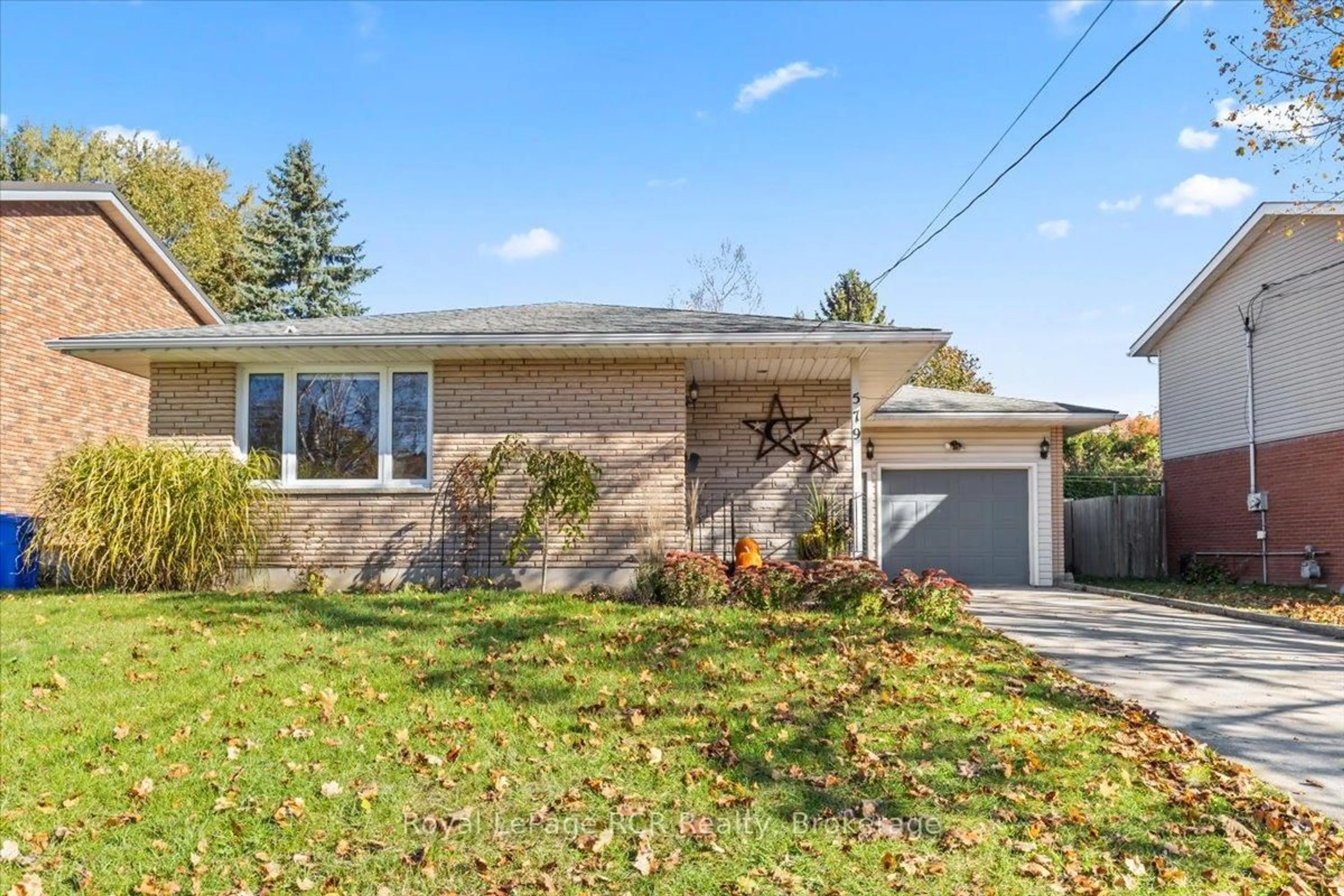 Home with brick exterior material, street for 579 19th Ave, Hanover Ontario N4N 3G4