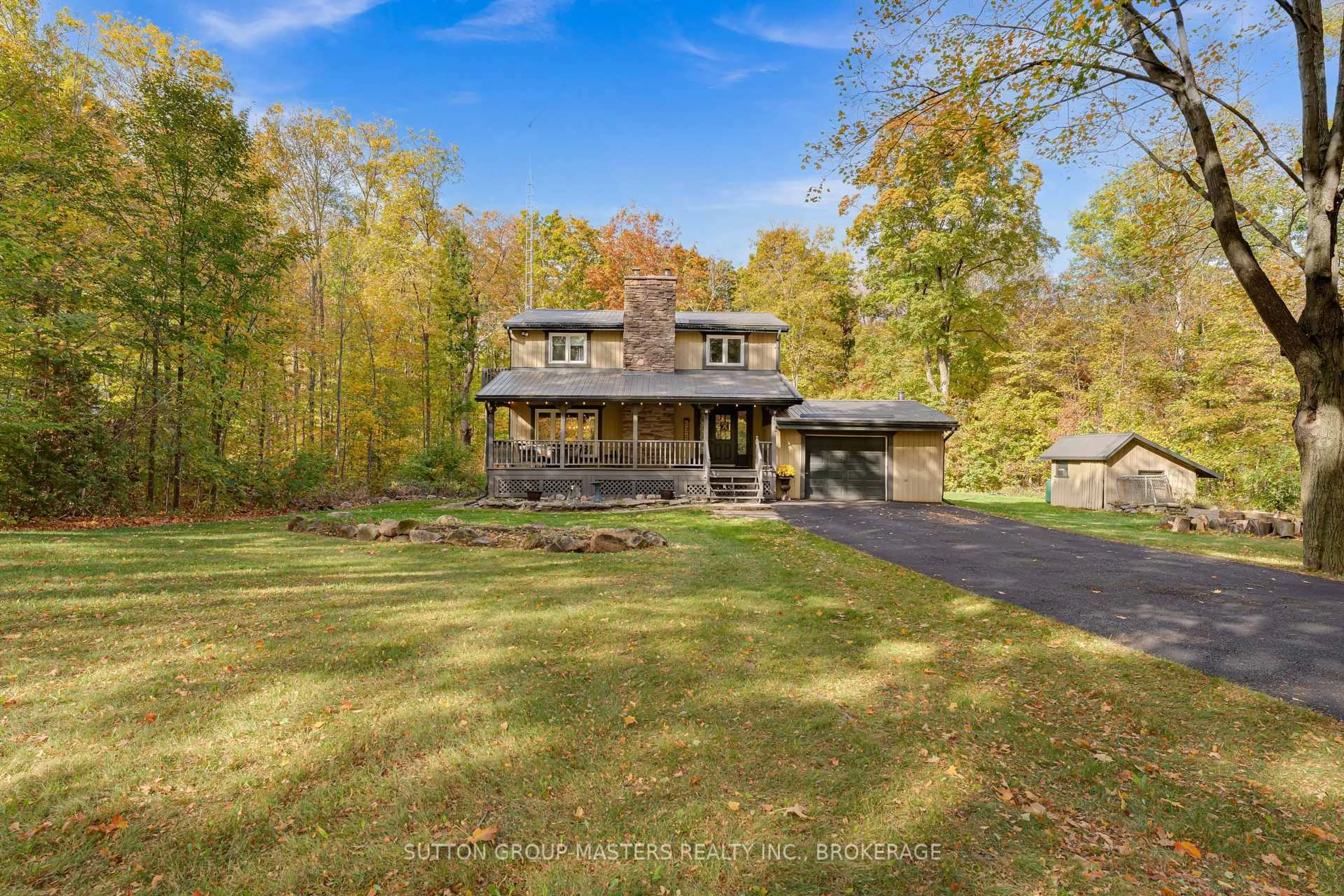 A pic from outside/outdoor area/front of a property/back of a property/a pic from drone, water/lake/river/ocean view for 2382 SANDS Rd, Battersea Ontario K0H 1H0