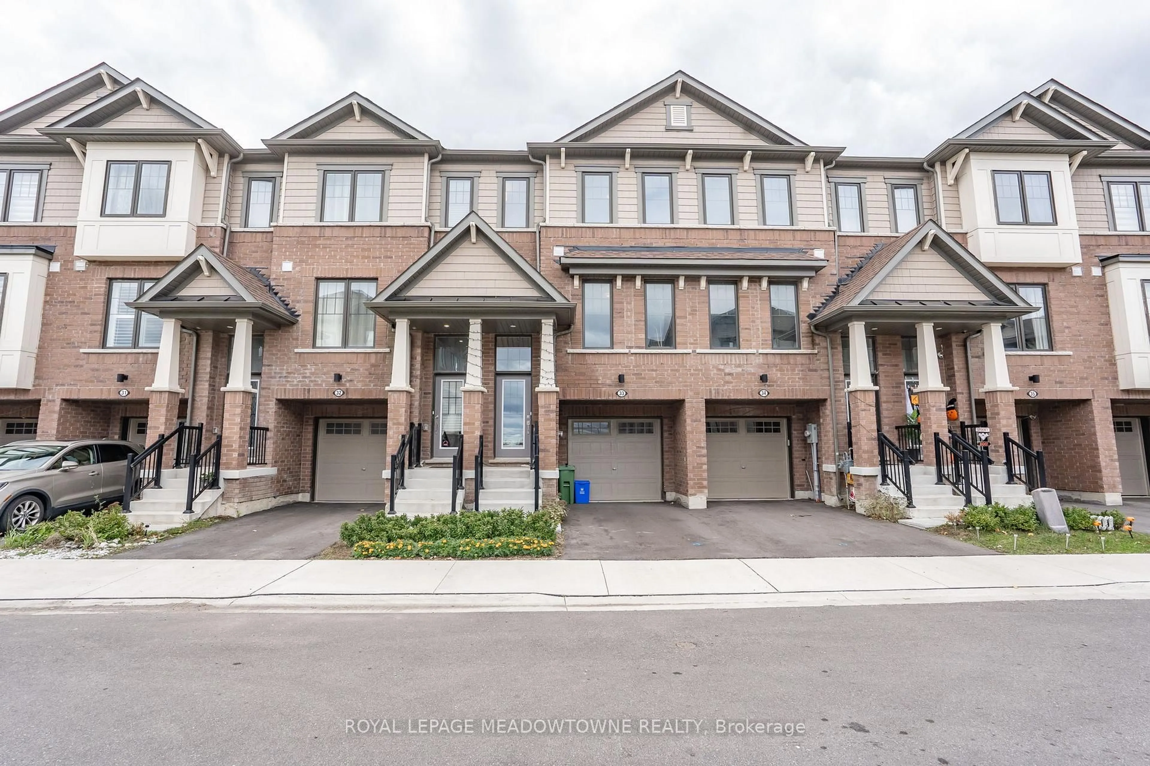 Unknown for 185 Bedrock Dr #33, Hamilton Ontario L8J 0M5