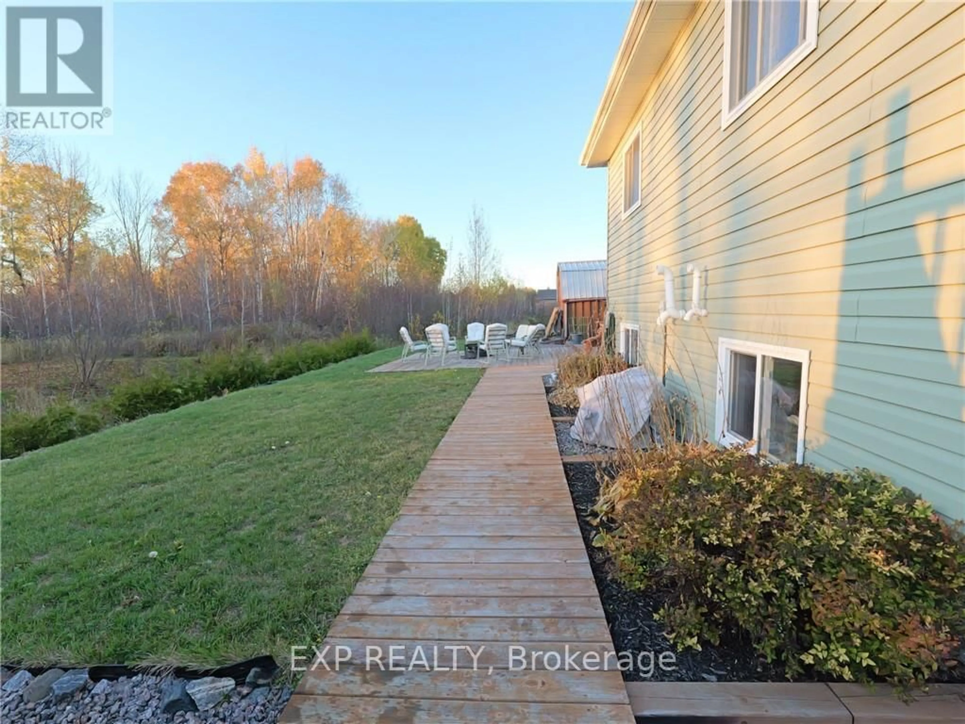 A pic from outside/outdoor area/front of a property/back of a property/a pic from drone, water/lake/river/ocean view for 17 Balsam Crt, West Nipissing Ontario P2B 0B7